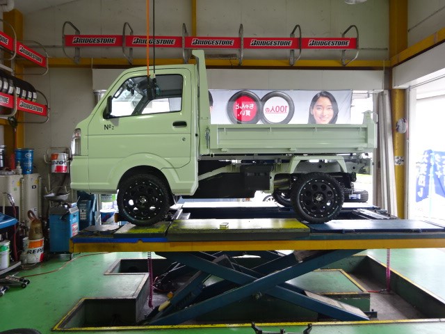 軽ダンプ リフトアップ！ | スズキ キャリイ 足まわり（サスペンション