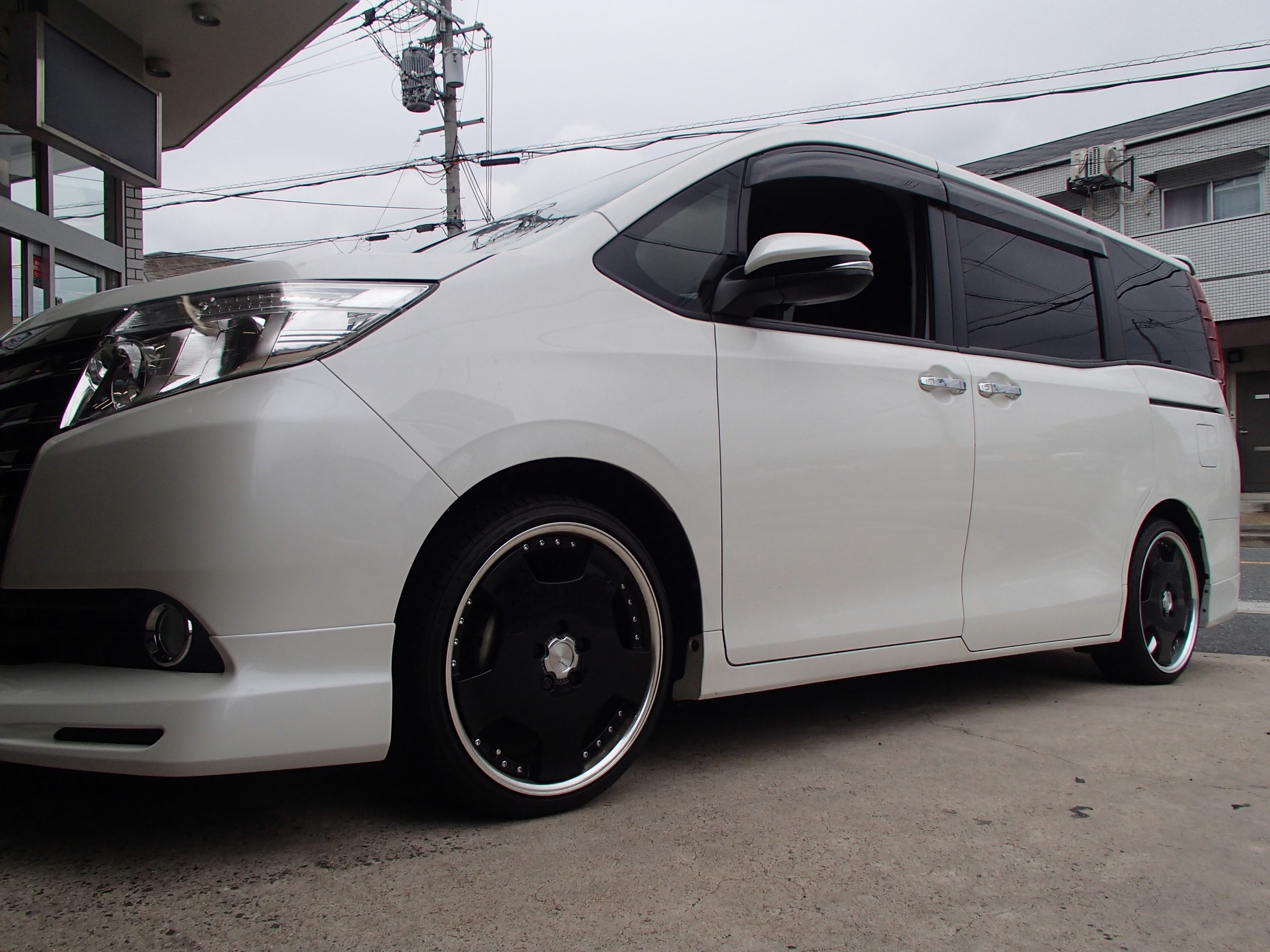 ZRR80系 ノア足回り一式！ヴォクシー、エスクァイア にも！キャンセル