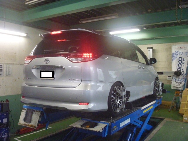 50エスティマへ車高調取り付け☆ | トヨタ エスティマ 足まわり