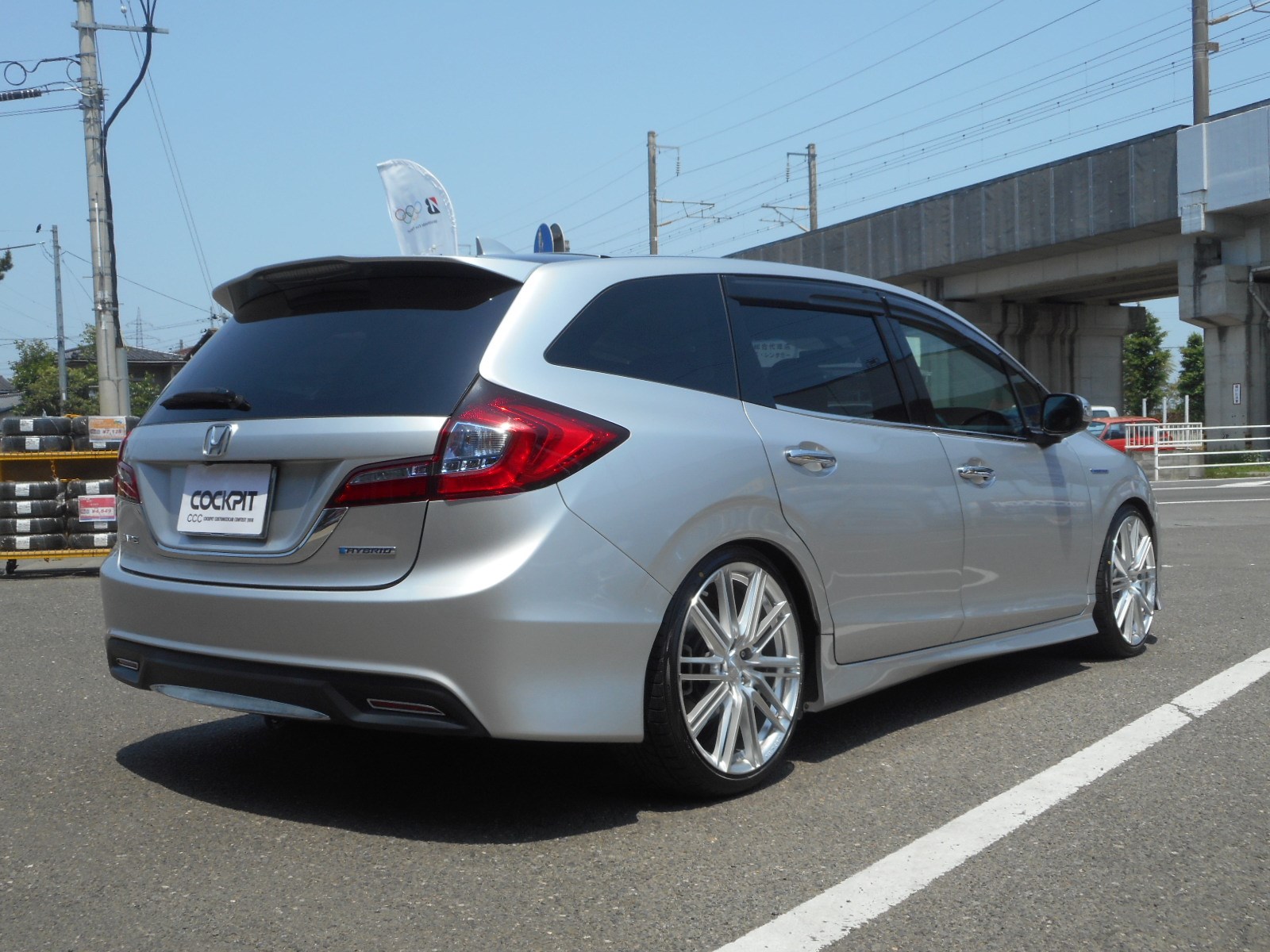 Jade Fr5 タイヤ ホイール交換 ホンダ ジェイド カスタマイズ別ショーケース コクピット 名取 お店の取付加工事例紹介