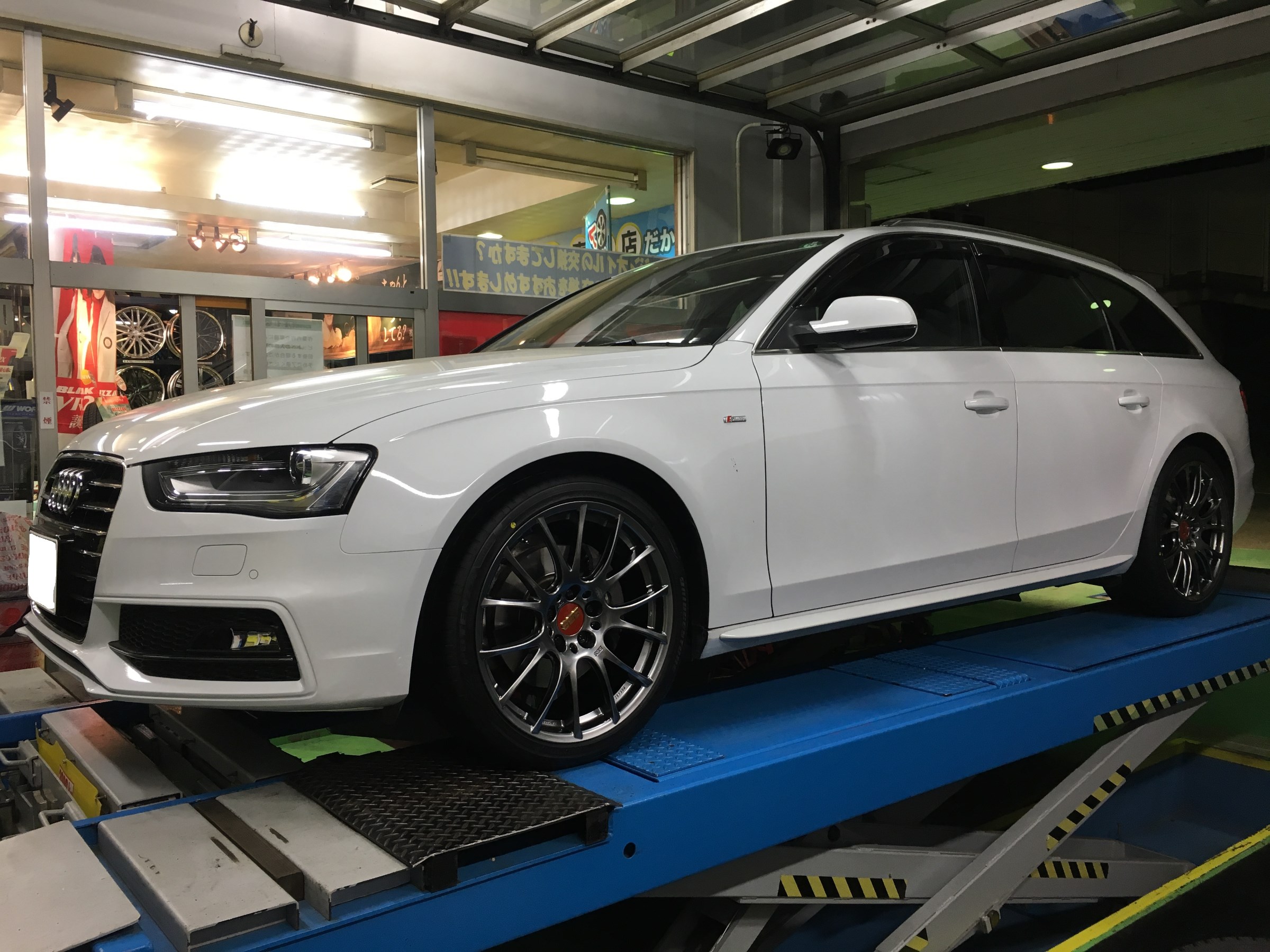 RE072 AUDIA4 BBS 19インチ　石川県