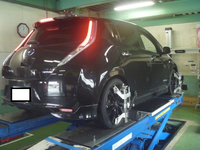 日産/リーフへ車高調取り付け! | 日産 リーフ 足まわり