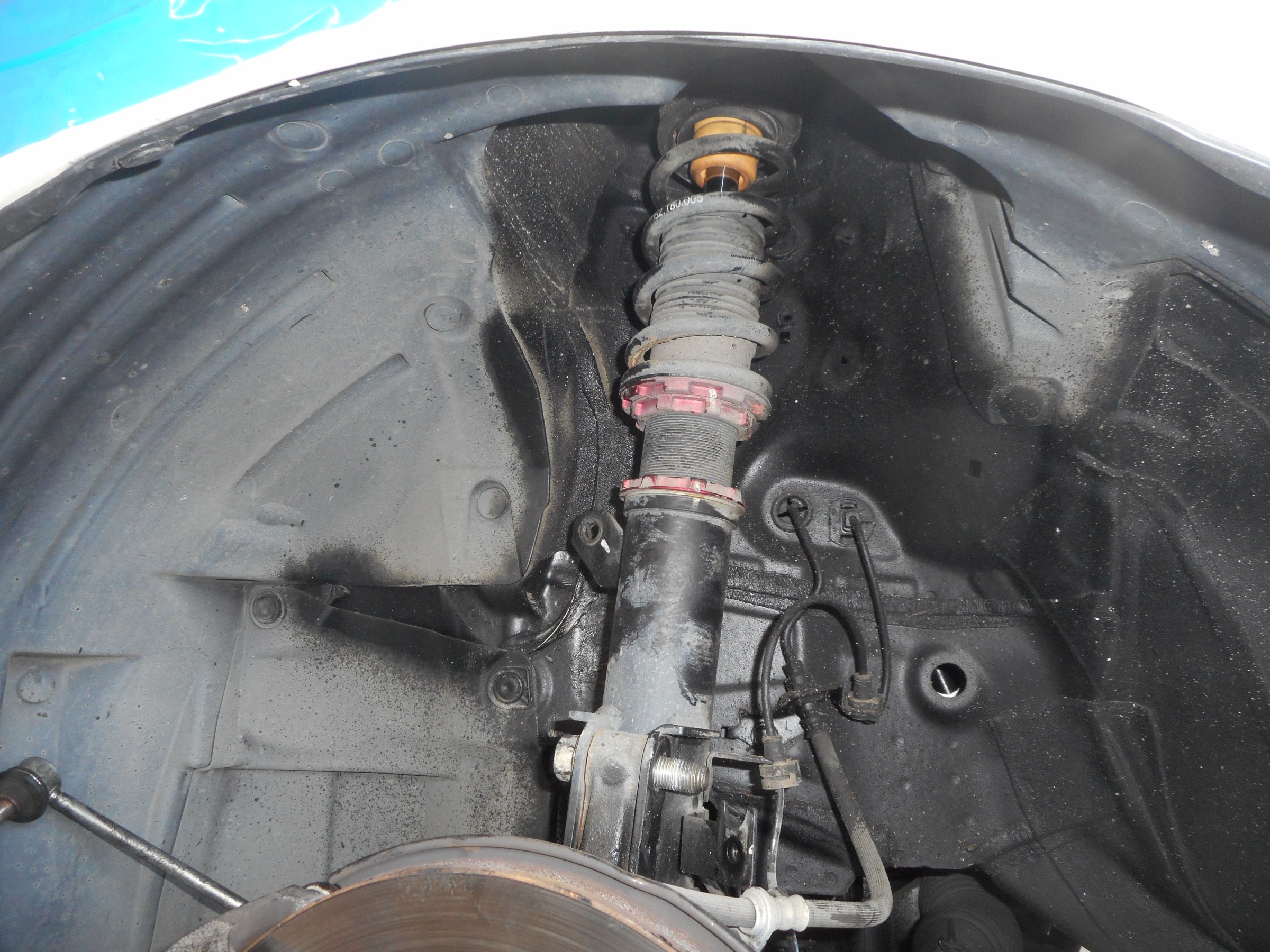 Fit Rs Gk5 車高調取り付けました ホンダ フィット カスタマイズ別ショーケース コクピット 名取 お店の取付加工事例紹介