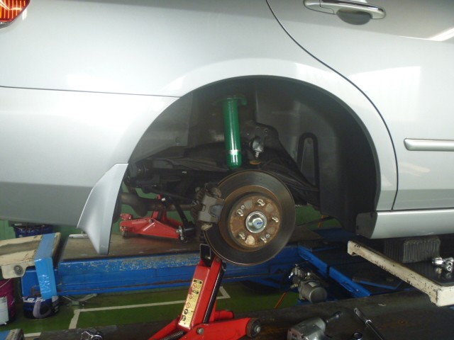 スーパーアライメント施工 ホンダ インスパイア 足まわり サスペンション ブレーキ 足まわり サスペンション ブレーキ ブッシュ締め直し 店舗日記 コクピット 麻生 車のカスタマイズにかかわるスタッフより