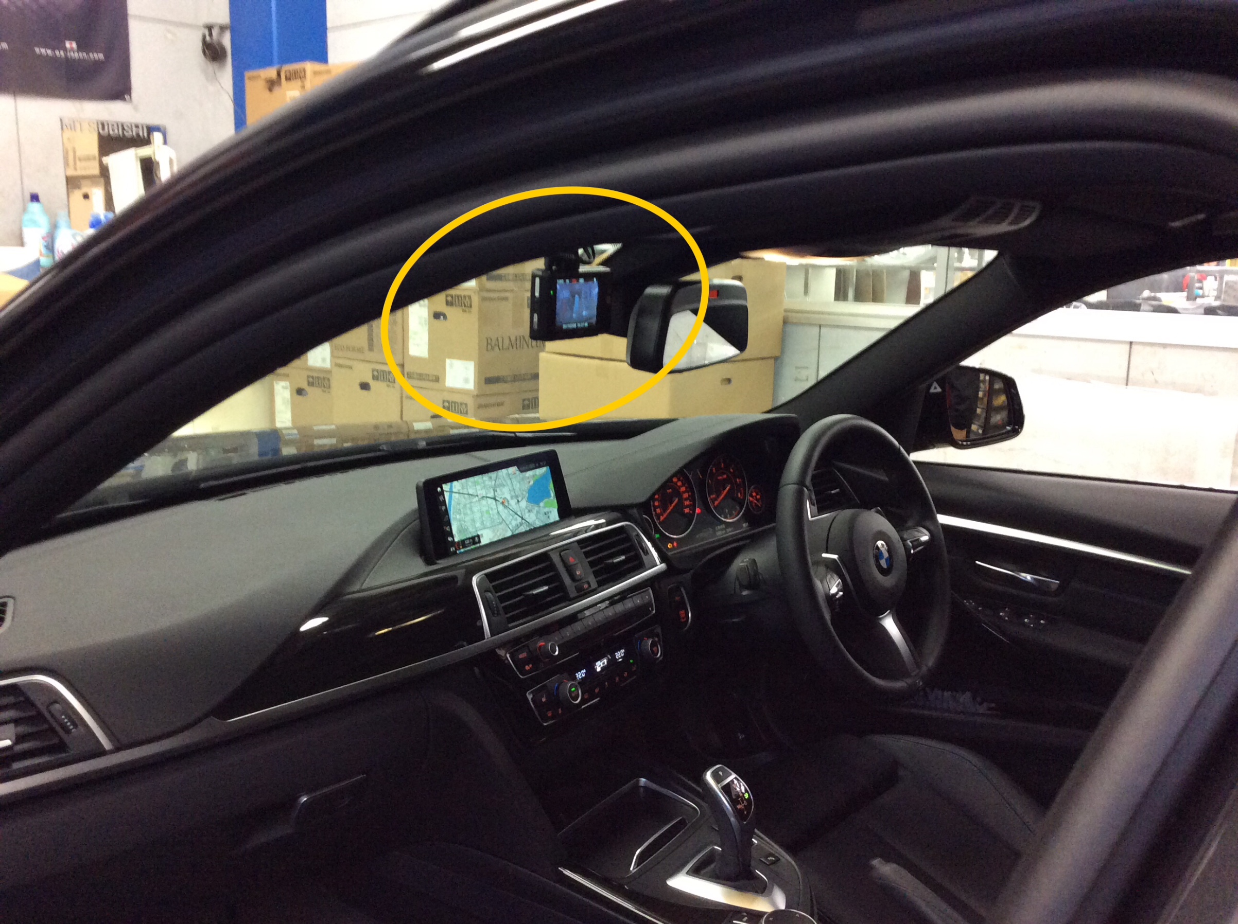 前後2カメラ のドライブレコーダー コムテック Zdr 015 が人気です Bmw 3シリーズ Av カーナビ ドライブレコーダー Etc Av カーナビ ドライブレコーダー Etc ナビゲーション取付 スタッフ日記 コクピット モリオカ 車のカスタマイズにかかわる