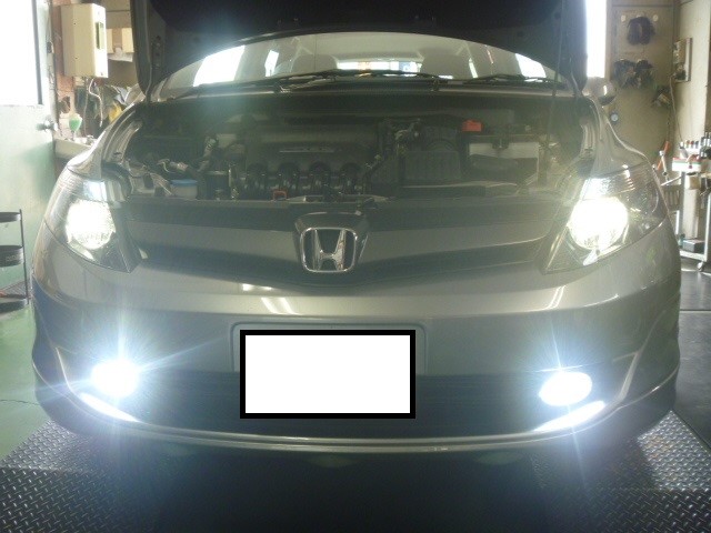 Honda エアウェイブ ヘッドライトバルブ交換 ホンダ エアウェイブ Hid Led その他電装系 Hid Led その他電装系 電装系関連パーツ取付 アフターパーツ取り付け事例 コクピット 麻生 お店の得意技紹介