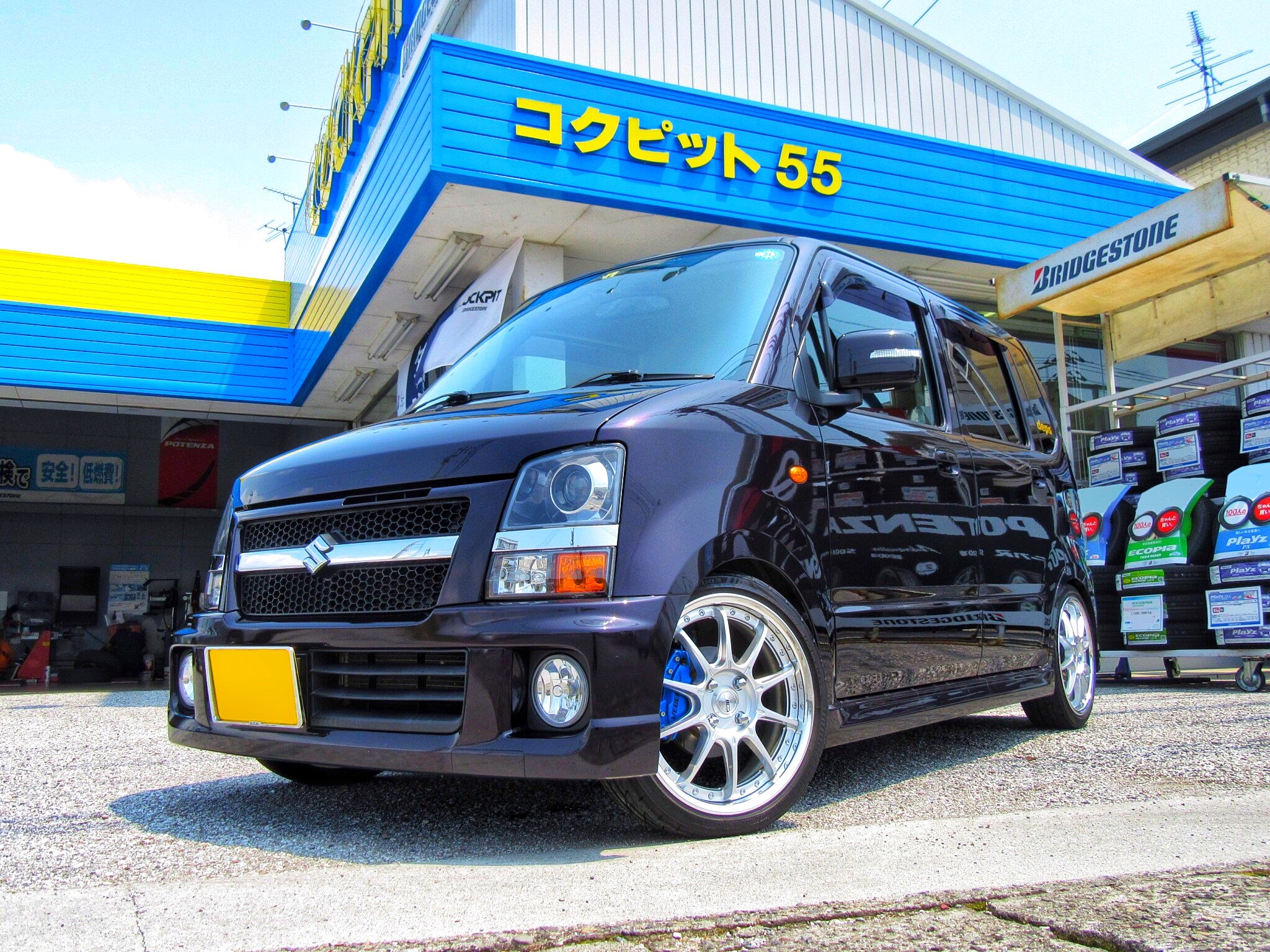 コンセプトはさりげないカスタム ワゴンr Mh22s Ssr Professor Sp5r Potenza Adrenalin Re003 オーナーズカーインデックス カスタマイズカー紹介 コクピット 55 お客さまの車高調 ドレスアップ カスタマイズなど加工取付事例車両 の紹介