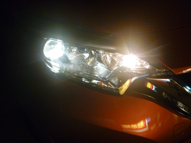新車の続き 日産 ノートe Power Hid Led その他電装系 Hid Led その他電装系 Hidシステム取付 アフターパーツ取り付け事例 コクピット 麻生 お店の得意技紹介