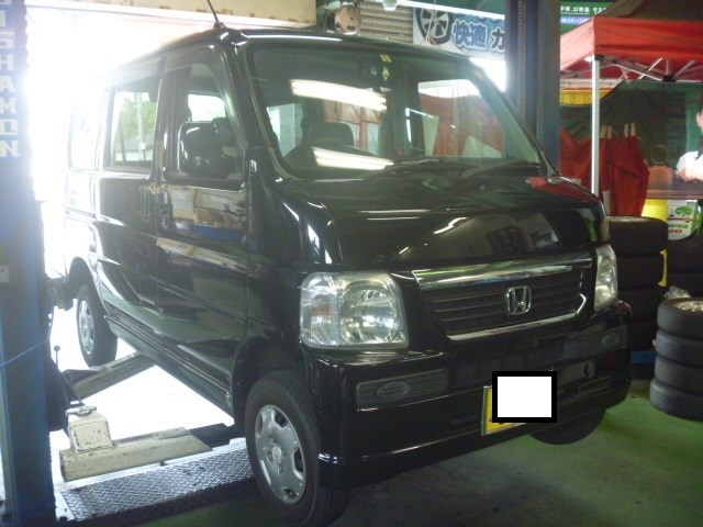 中古で購入の足車メンテナンス ホンダ バモス メンテナンス オイル バッテリー他 メンテナンス オイル バッテリー他 バッテリー交換 店舗日記 コクピット 麻生 車のカスタマイズにかかわるスタッフより