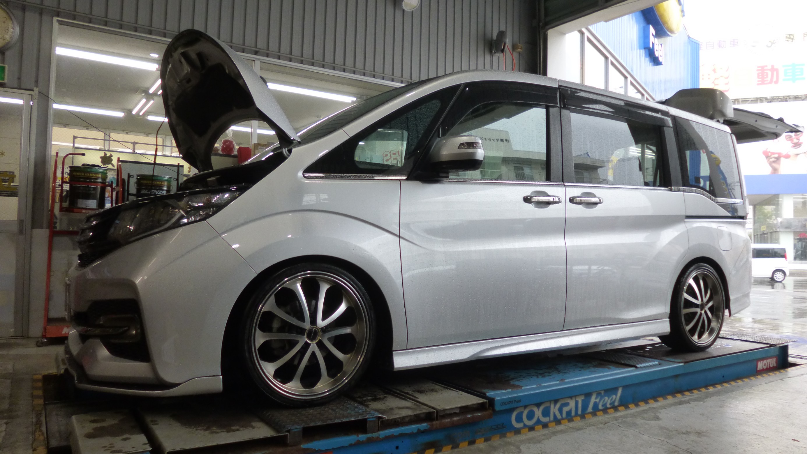 Cusco クスコ Street Zero A 特注プロトタイプ取付 ４輪アライメント調整作業 ホンダ Rp4 ステップワゴン Spada ホンダ ステップワゴン 足まわり サスペンション ブレーキ ホイール 4輪トータルアライメント測定 調整 フィールの日記 スタイル