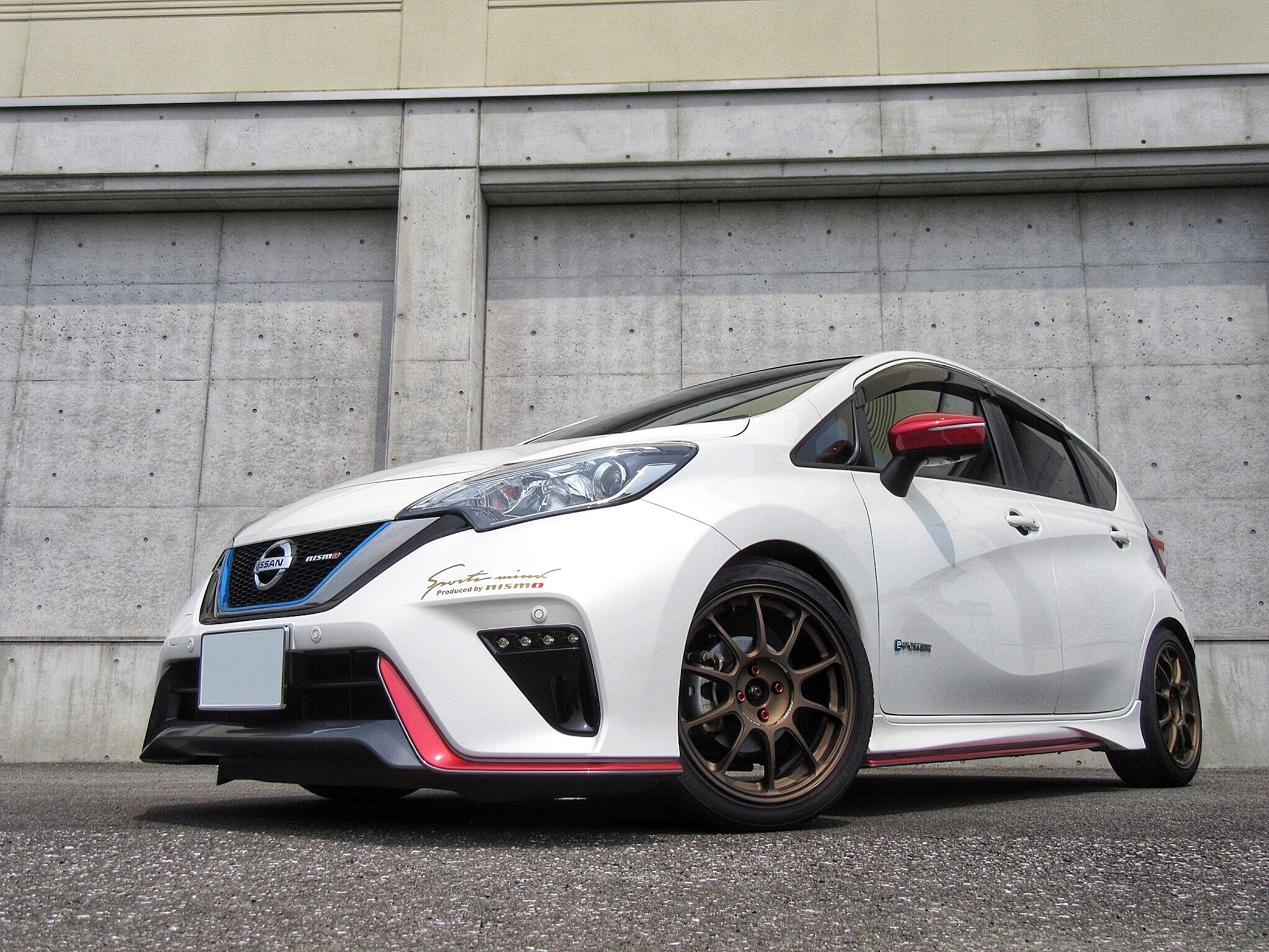 車高調を装着したらクルマの骨格もチューニングしませんか ノートe Power Nismo アルテッツァに クスコ ストラットバー の取り付け 日産 ノートe Power 店長アサコのブログ コクピット 55 車のカスタマイズにかかわるスタッフより 車高調を装着したらクルマの骨格もチューニングしませんか ノートe Power Nismo アルテッツァに クスコ ストラットバー の取り付け 日産 ノートe Power 店長アサコのブログ コクピット 55 車のカスタマイズにかかわるスタッフより