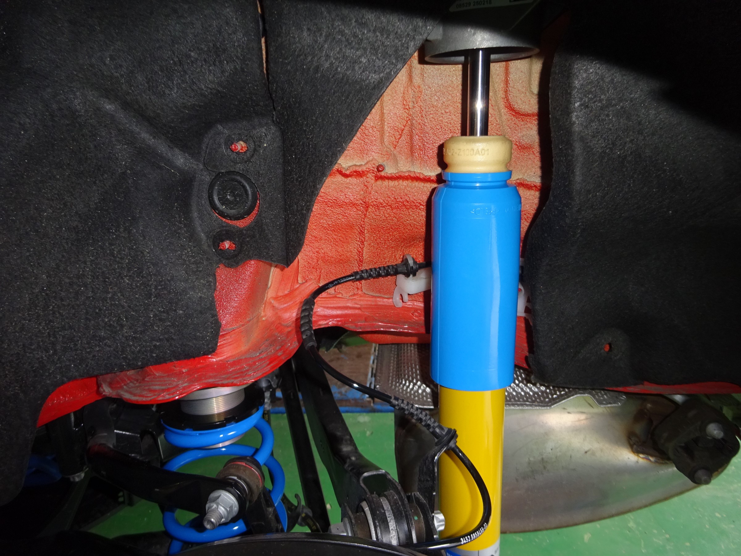 ミニ クーパーS 車高調取り付け | ミニ クーパーS 足まわり ミニ クーパーS 車高調取り付け | ミニ クーパーS 足まわり