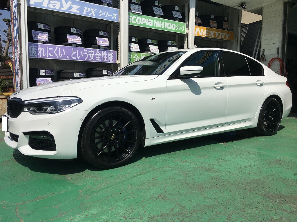 BMW530iMスポーツG10セダンBBSホイール FS anyanyホイールガラス