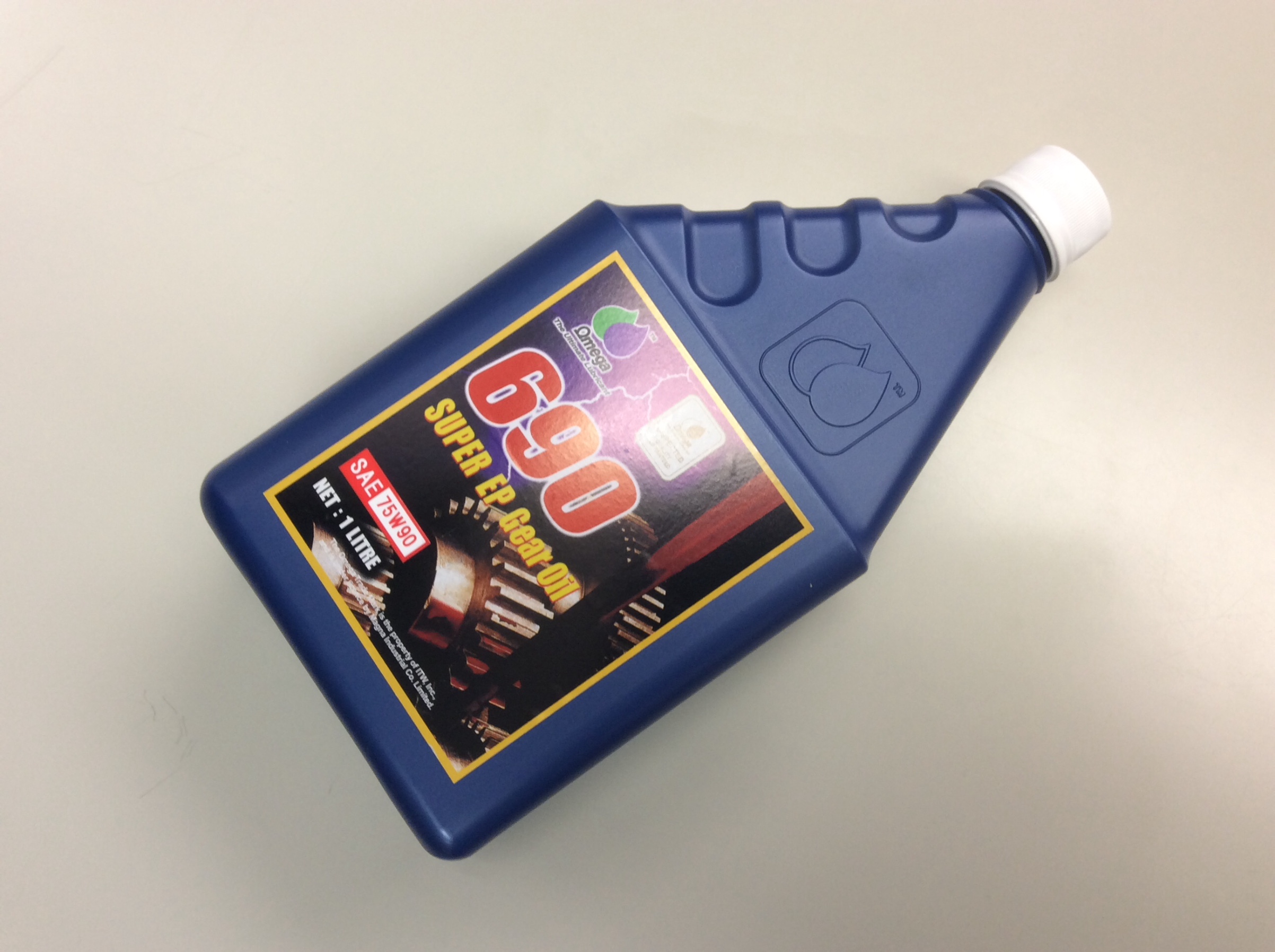 オメガ 690 ギアオイル 85W140 二本 楽天市場】オメガ 2輪 ギアオイル 690 SERIES 85W-140 1L