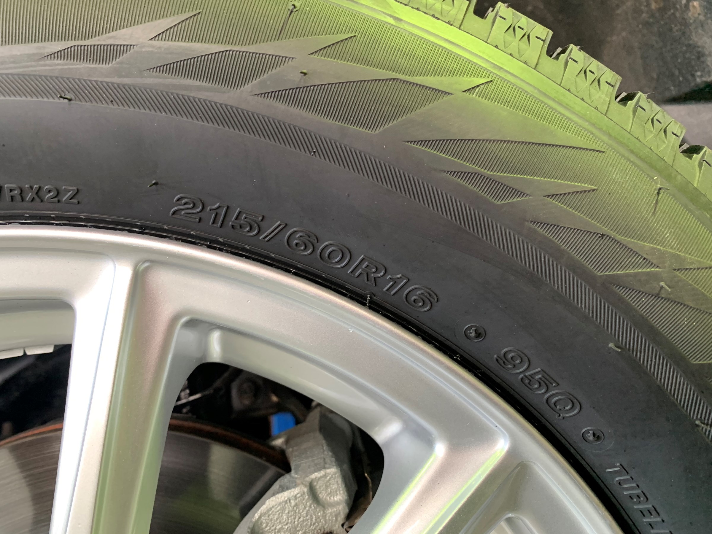 Yea1s型 Newスズキ エスクードはインポートカーです スズキ エスクード タイヤ Av カーナビ ドライブレコーダー Etc ナビゲーション取付 Pit作業レポート Cockpit Age3 コクピットエイジ 車のカスタマイズにかかわるスタッフより