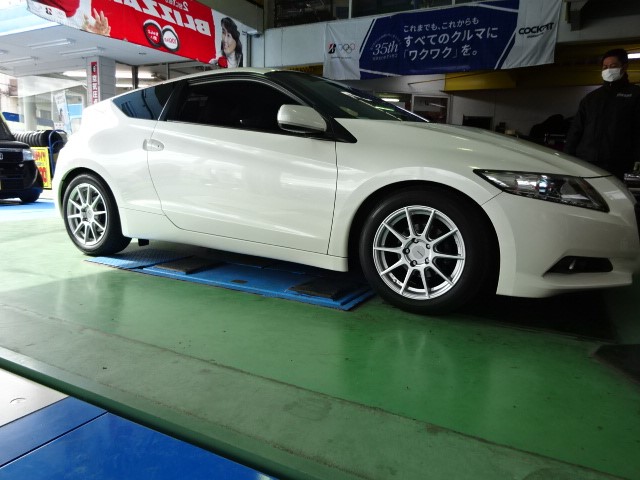 Cr Z 車高調取り付け ホンダ Cr Z 足まわり サスペンション ブレーキ 足まわり サスペンション ブレーキ サスペンションパーツ関連取付 スタッフ日記 コクピット さつま岸和田