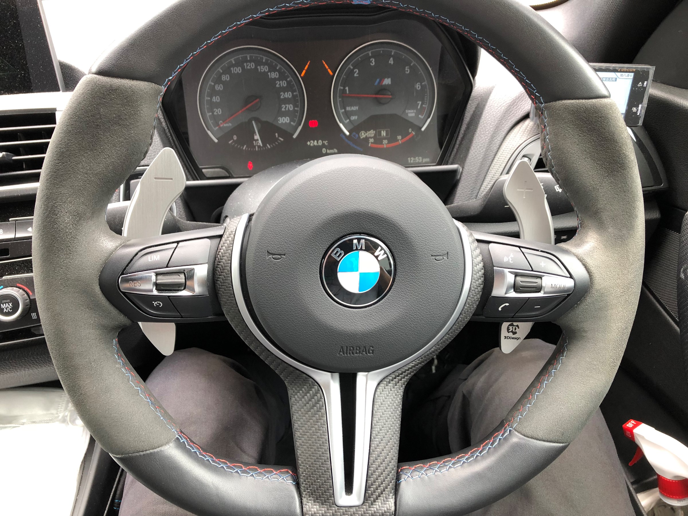 BMW M2 POTENZA RE-71R 装着 ＆ 3Dデザイン パドルシフター 装着！ | BMW M2 タイヤ インテリア > ステアリング/シート交換  | スタッフ日記 | コクピット21世田谷 | 車のカスタマイズにかかわるスタッフより