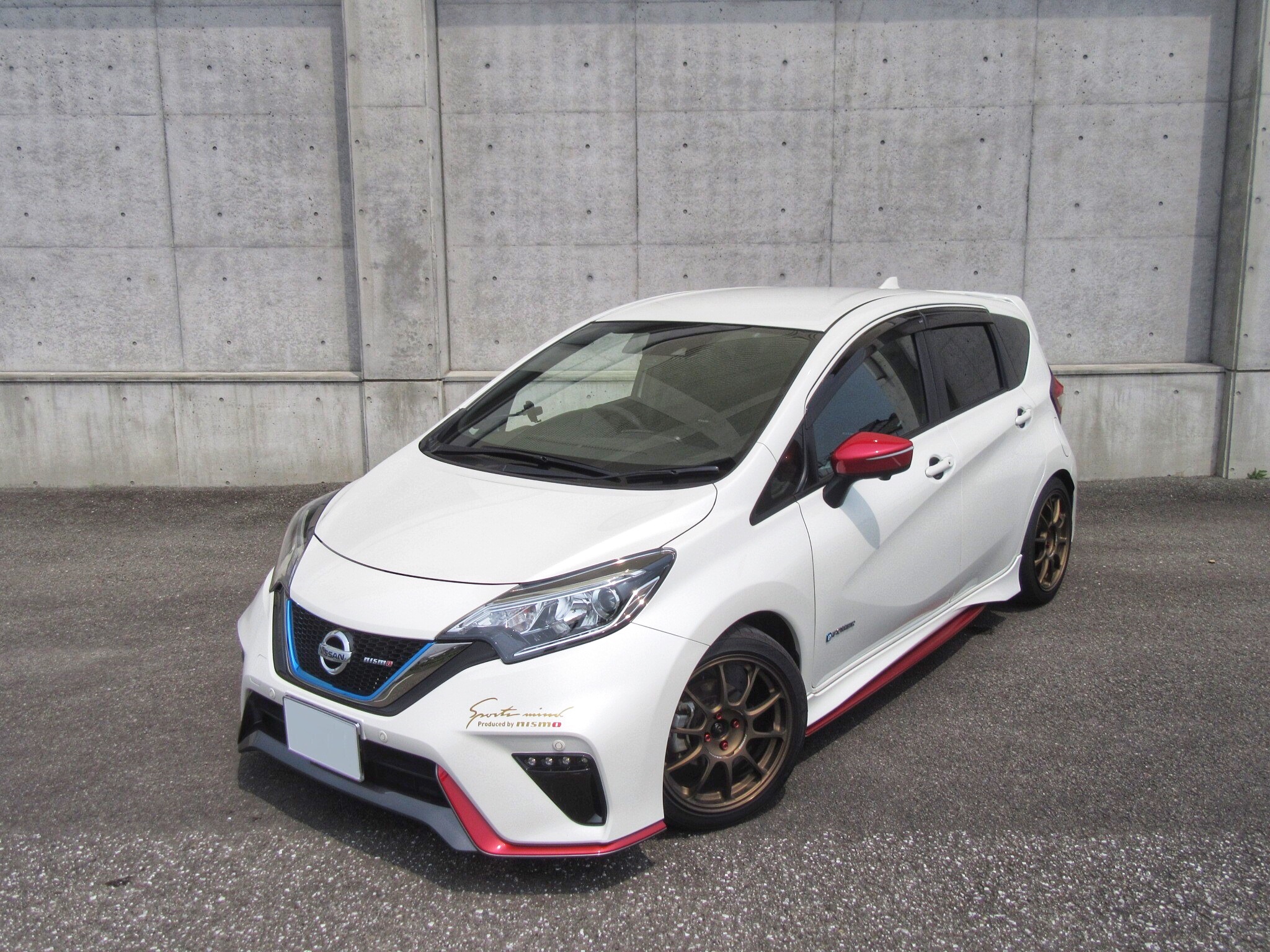 Ze40をさらに引き立たせる車高調 ノートe Power Nismoに クスコstreet Zero を取り付け 日産 ノートe Power 店長アサコのブログ コクピット 55 車のカスタマイズにかかわるスタッフより