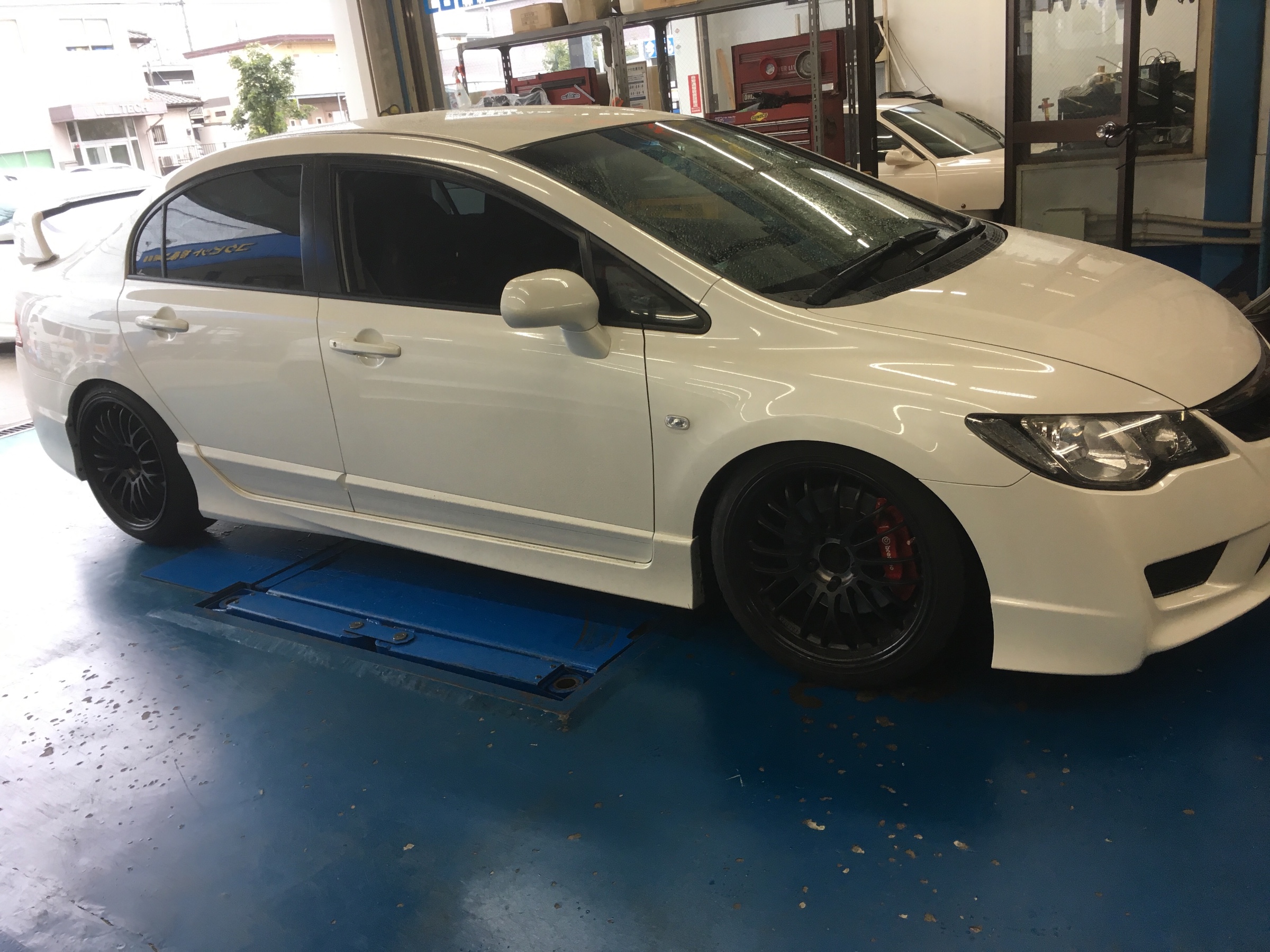 Fd2シビックタイプrのスタビ交換 カスタマイズ日記 コクピット 相模原 車のカスタマイズにかかわるスタッフより