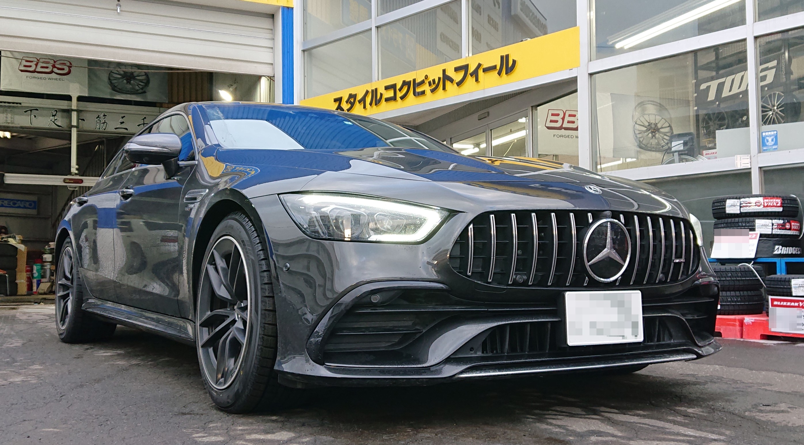 Mercedes-AMG X290 GT53 4MATIC+ の映像視聴制限解除で NTG Mercedes-AMG X290 GT53 4MATIC+ の映像視聴制限解除で NTG