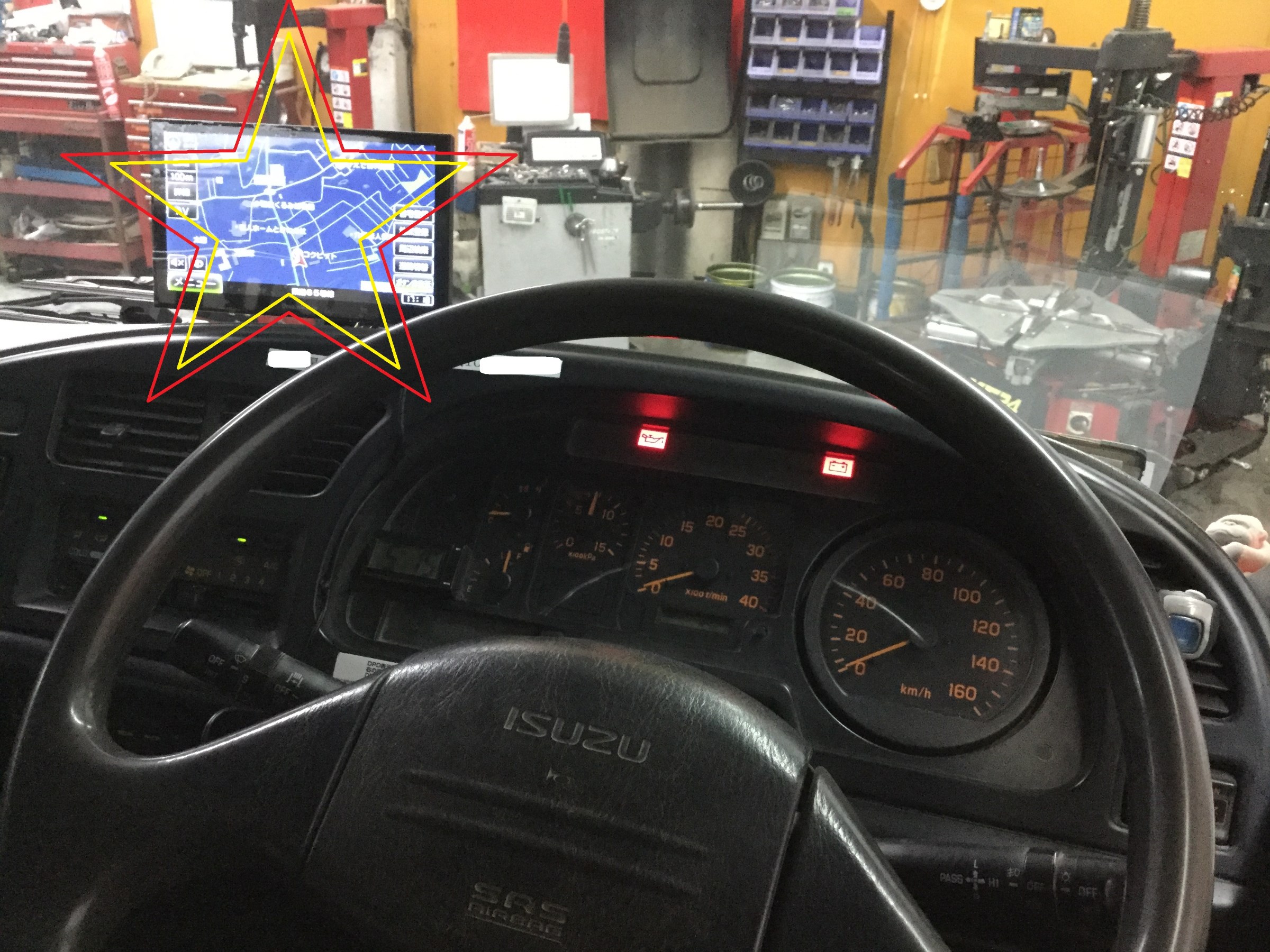 □コクピットさくら□ ～働くお車へ！！24V車両やトラックに
