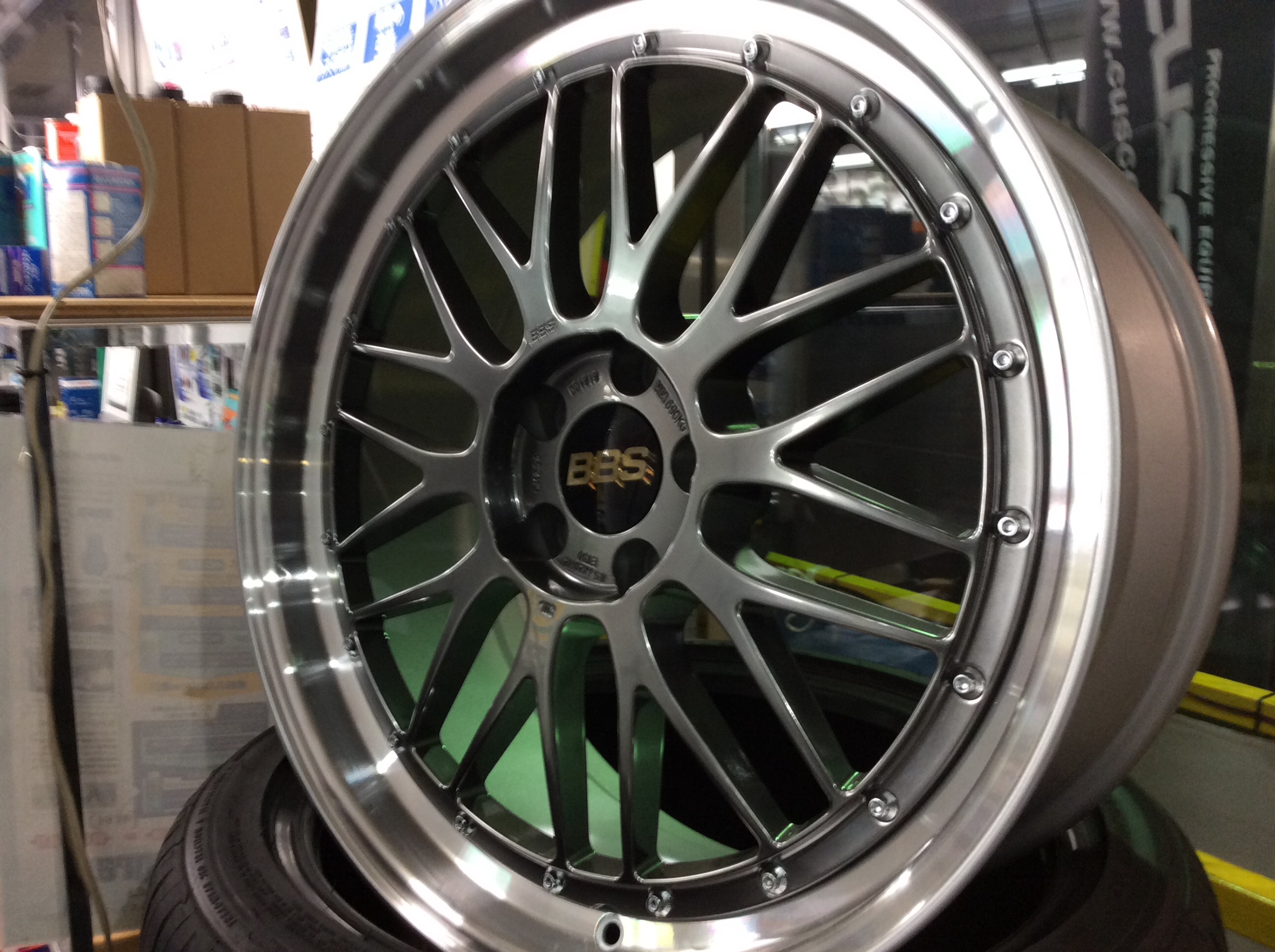 アルミ鍛造 2ピースホイール 『 BBS LM 』 展示中です。 | ホイール
