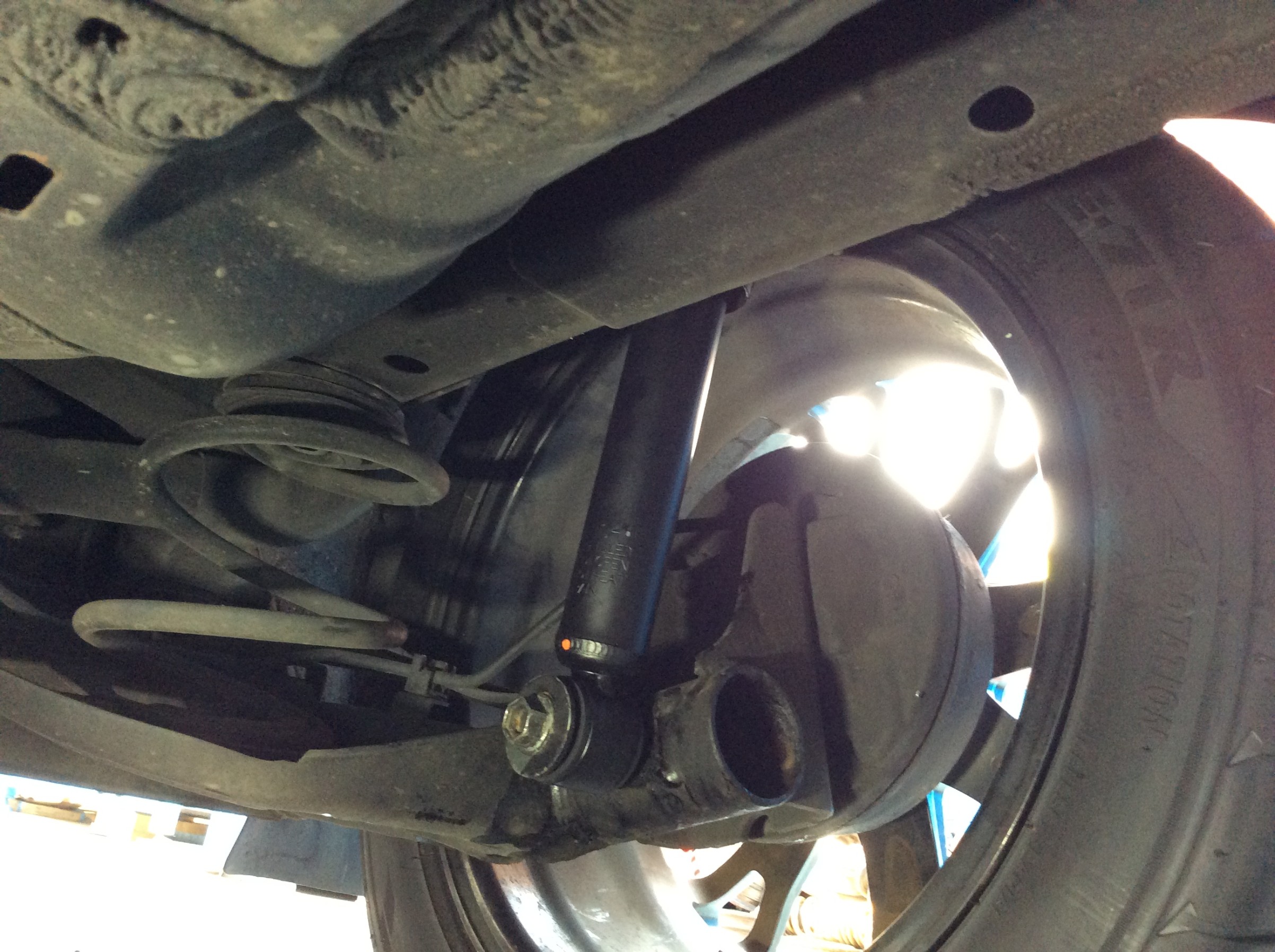 せっかくの・・・ | 日産 マーチ 足まわり（サスペンション