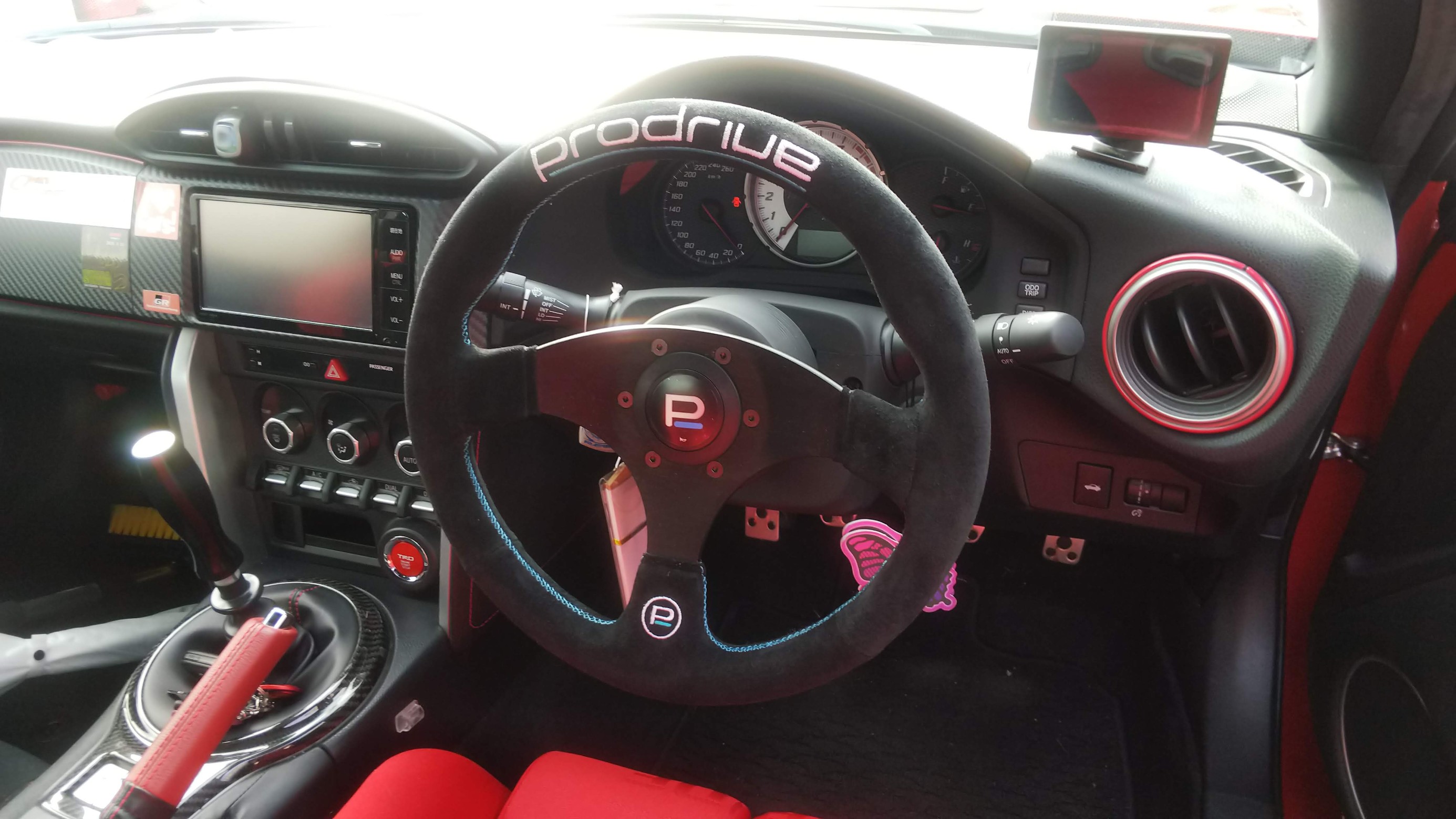 プロドライブ ステアリング | トヨタ 86 インテリア | スタッフ日記