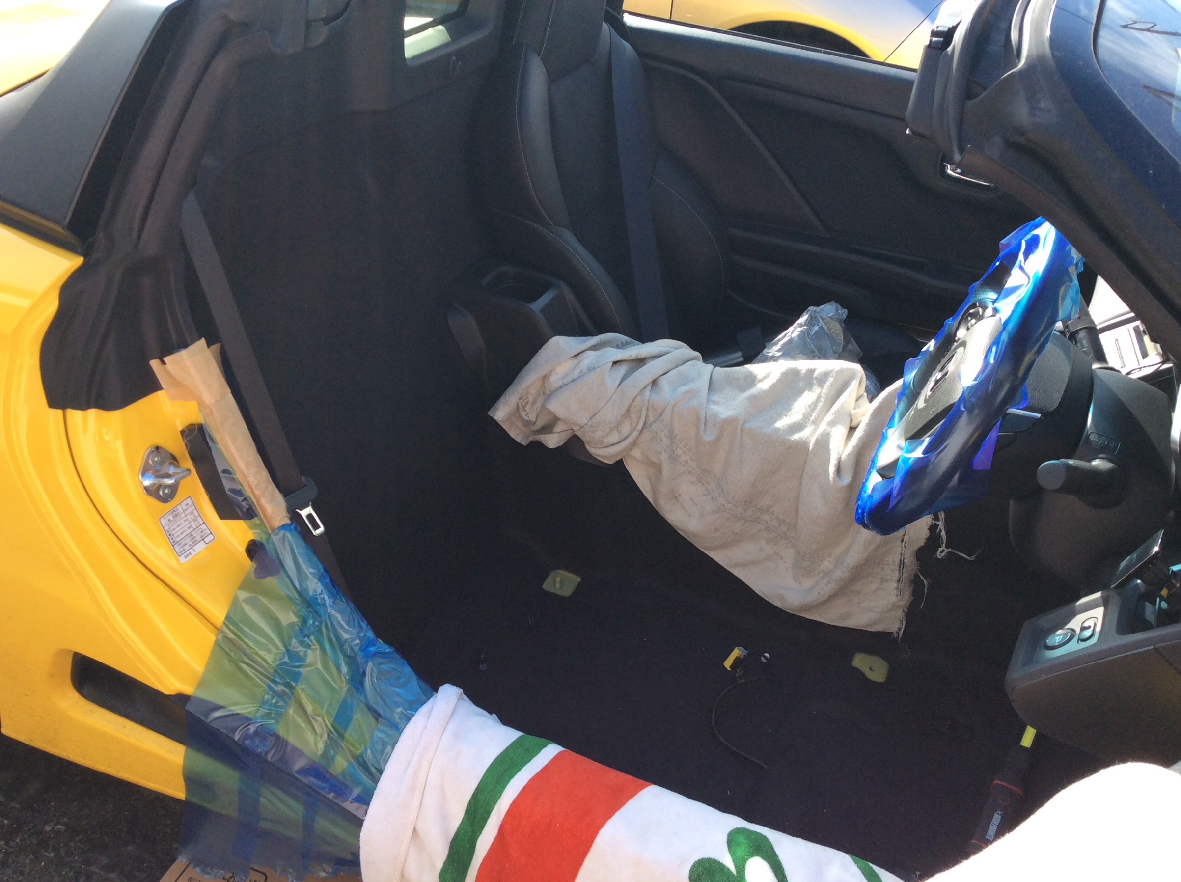 Recaro Rs G Gk ホンダ S660 に装着 ホンダ S660 インテリア インテリア ステアリング シート交換 スタッフ日記 コクピット モリオカ 車のカスタマイズにかかわるスタッフより