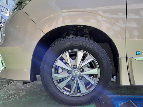 セレナe-POWER HFC27にテイン車高調取付け | 日産 セレナe-POWER