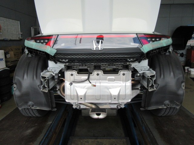 S660へ連続のマフラー取り付け シングルっていう選択もあったんだ ホンダ S660 店長アサコのブログ コクピット 55 車のカスタマイズにかかわるスタッフより