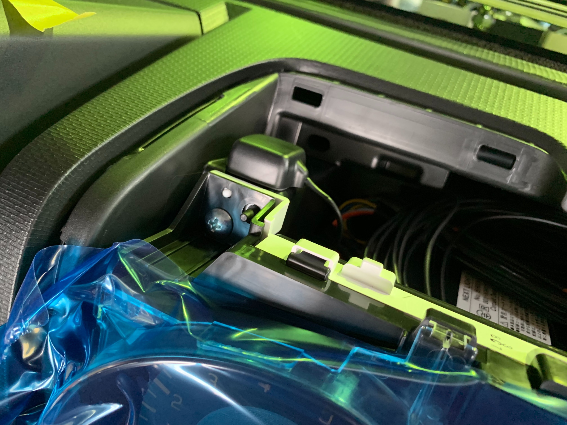新型ジムニー Jb64w ナビ バックカメラ エンジンスターター Etc お取付です スズキ ジムニー Av カーナビ ドライブレコーダー Etc Av カーナビ ドライブレコーダー Etc ナビゲーション取付 Pit作業レポート Cockpit Age3 コクピットエイジ 車の