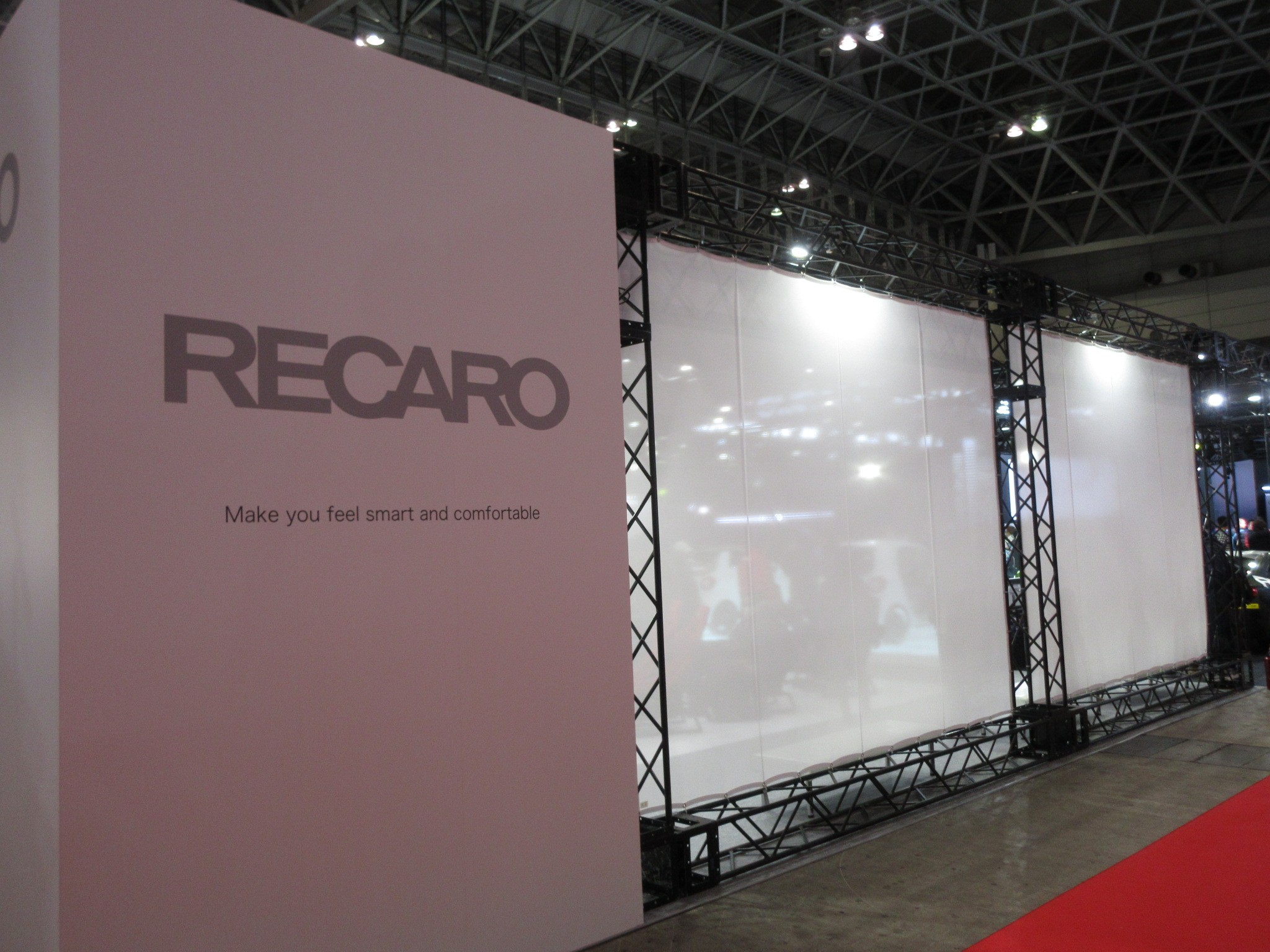 限定シートがメッチャ気になる！ 2019東京オートサロン RECARO（レカロ