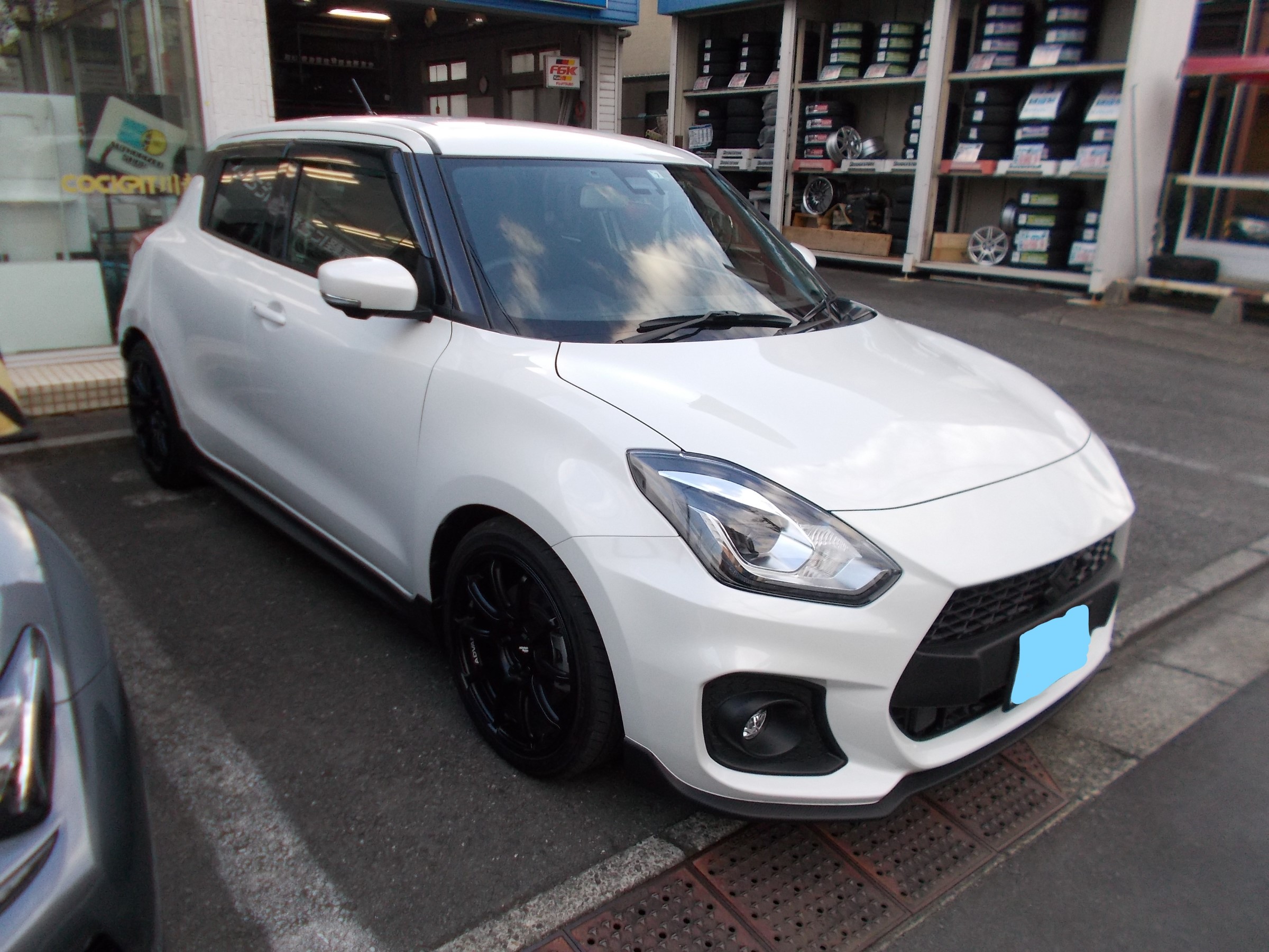 スイフトスポーツ トラスト製スポーツマフラー装着（車検対応