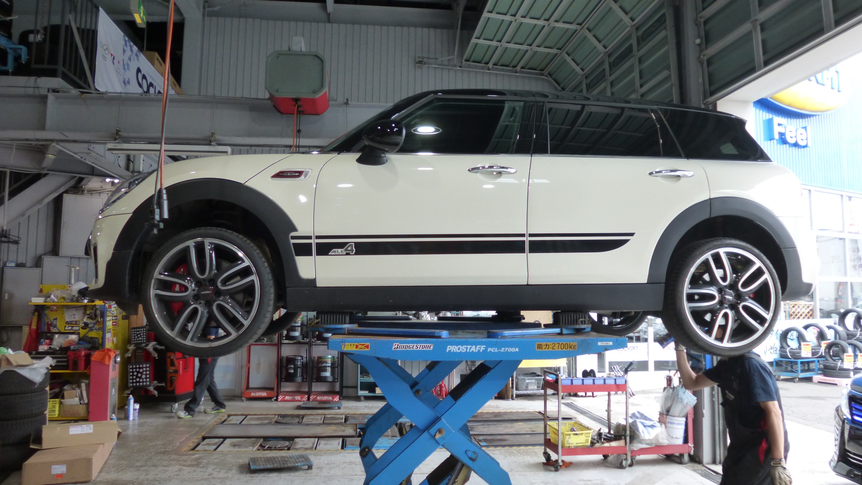 Remus レムス マフラー Sports Label Cpm Lowerreinforcement 取付作業 Mini F54 クラブマン All4 Jcw ミニ クラブマン 吸 排気系 足まわり サスペンション ブレーキ その他足回り関連パーツ フィールの日記 スタイルコクピット フィール 車の