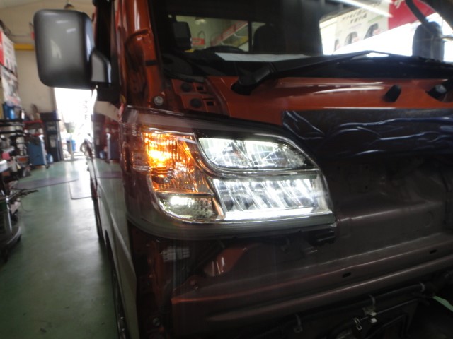 ハイゼット 純正ledヘッドライト ダイハツ ハイゼット エクステリア Hid Led その他電装系 Led各種 取付 スタッフ日記 コクピット さつま岸和田