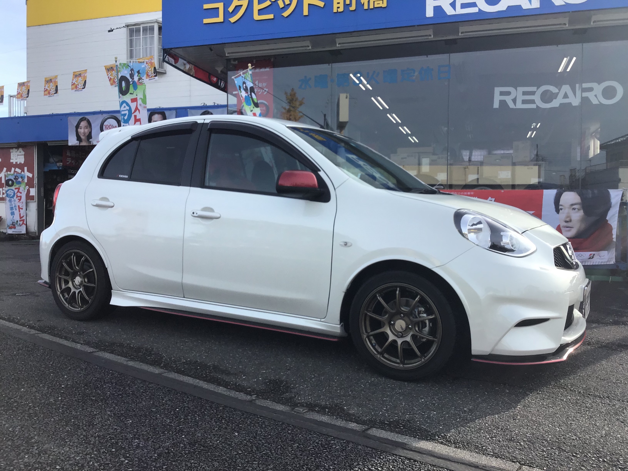 マーチ ニスモS × レカロ SR-7 GU 100H | テクニカルショーケース