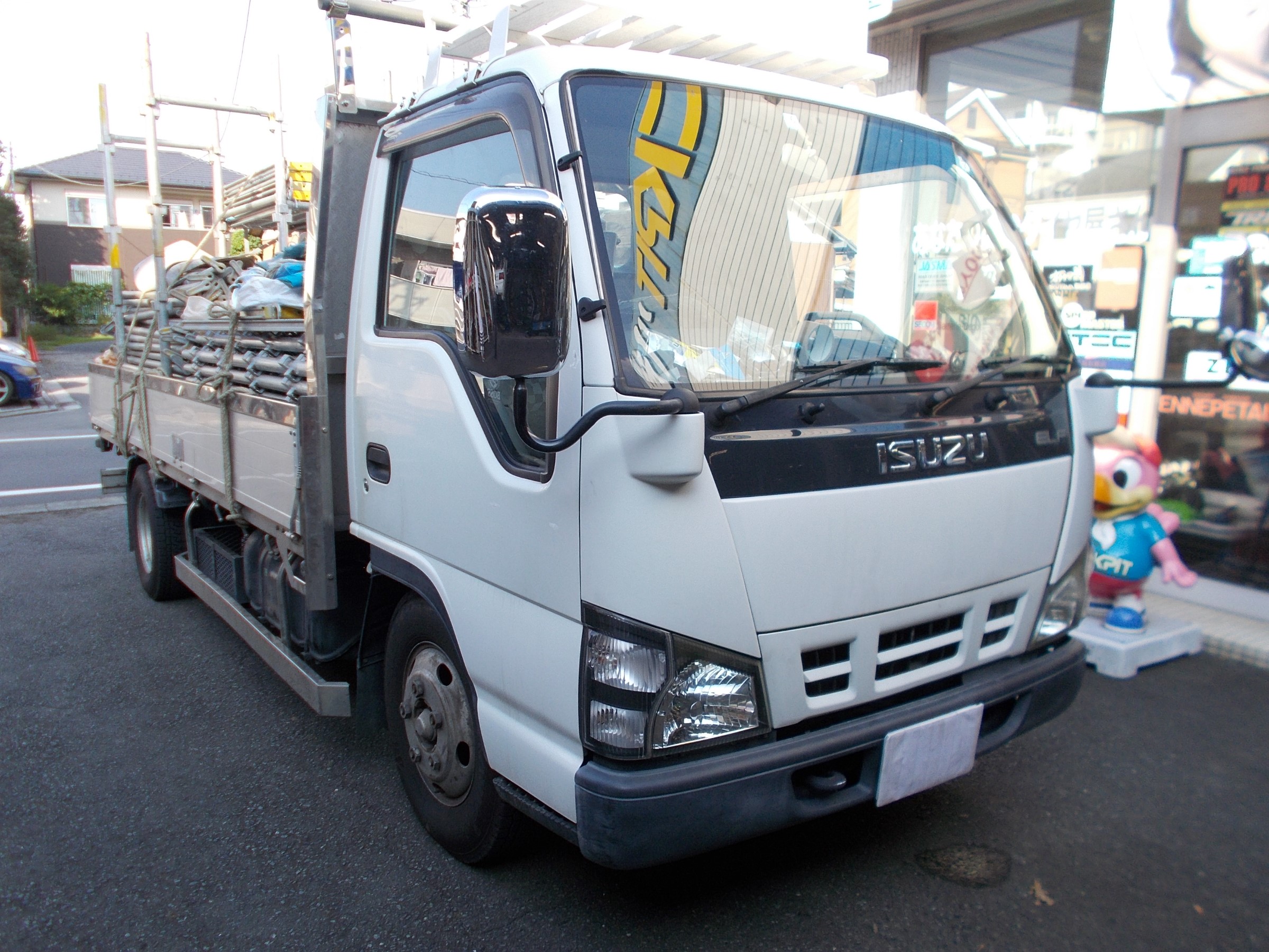 エルフ トラック ニューテック コンプブースト Nc 0 エアコン添加剤 注入 いすゞ エルフ その他パーツ その他 その他 快適なカーライフ用品からマニアックなgtパーツまで取り付けいたしますので御相談下さい 作業日誌 コクピット 川越 お店の