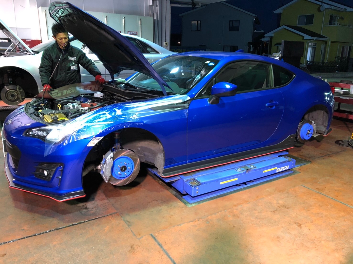 ◇SUBARU BRZ [ZC6] ENDLESS ブレーキキャリパー＆ローター取付