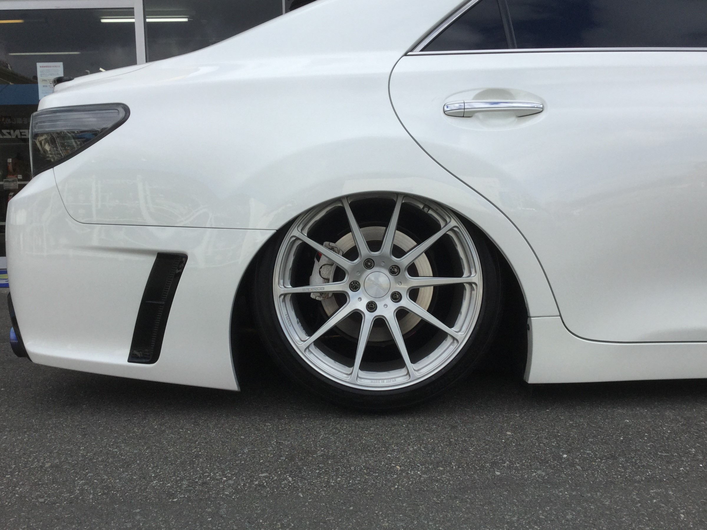 その他サービス | 福利厚生 マークx エアサスペンション カズサス （LSのLEXUS IS・LS460 パーツ