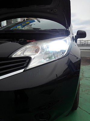 ヘッドライト(日産 ノート E12) smcint.com