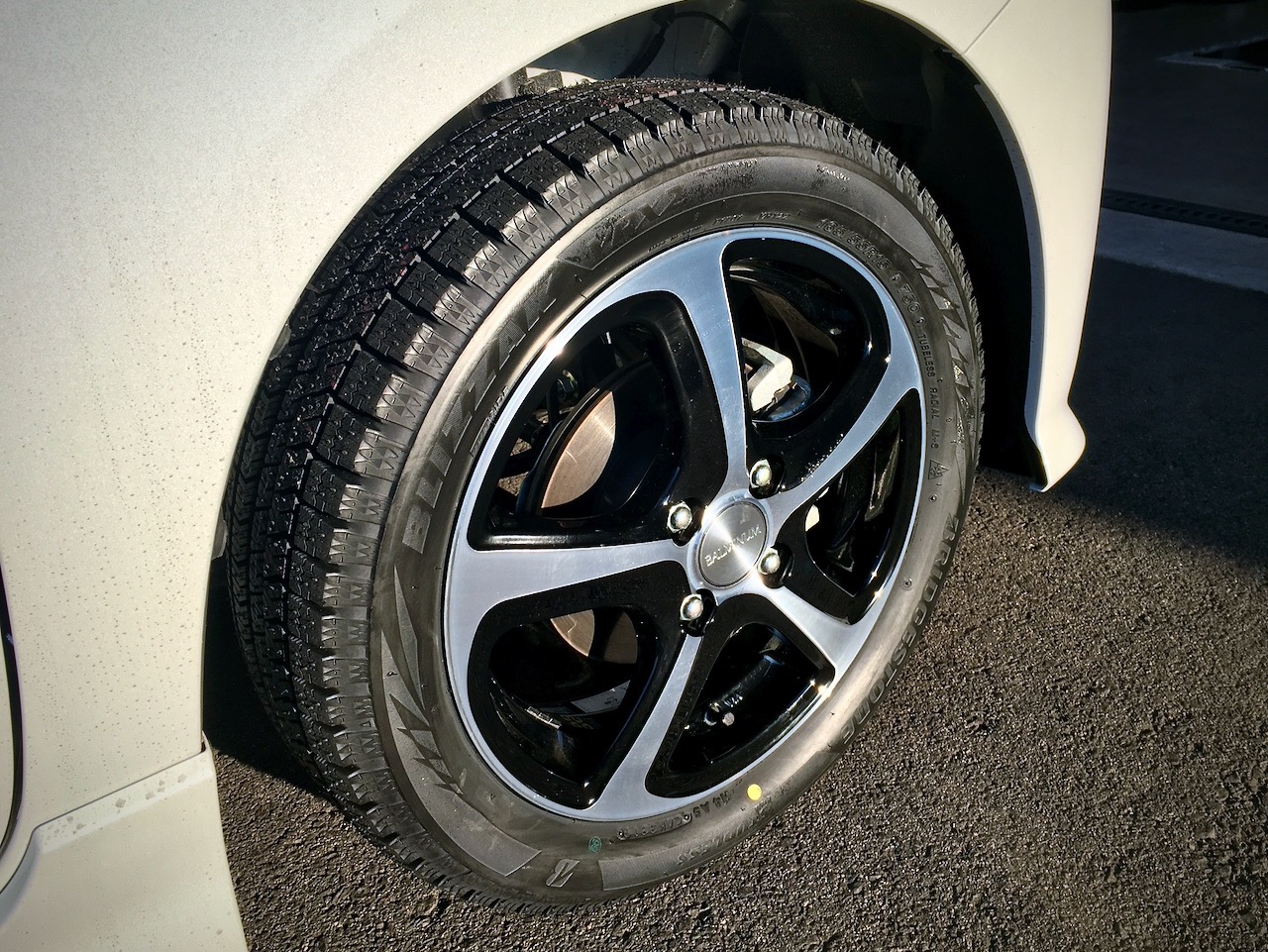 BALMINUM | BRIDGESTONE WHEEL GRAFFITI