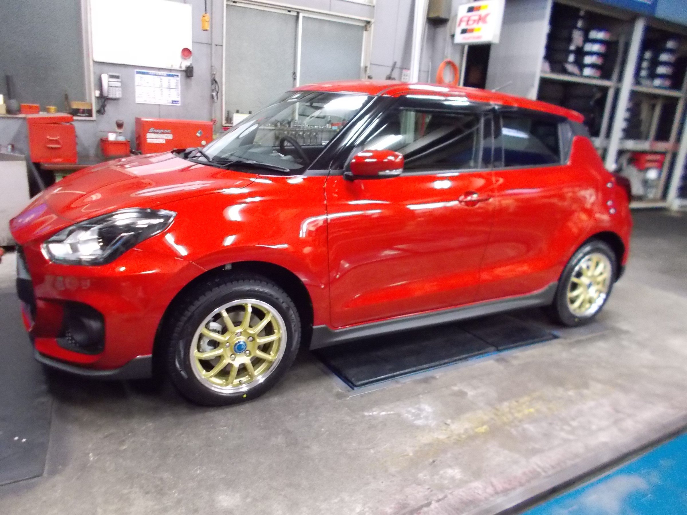 ブリザック VRX2 165/65R15 81Q AZスポーツ RC10 15×4.5 PCD100