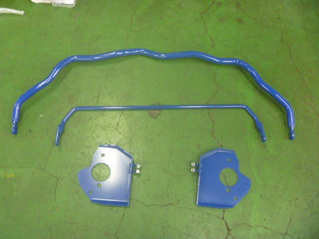 GK5/フィットRSにスタビライザーの取り付け☆ | ホンダ フィット 足 