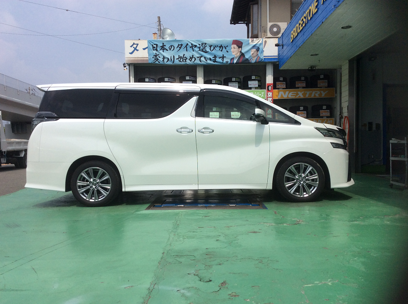 アルファードANH30に車高調取付 | トヨタ アルファード 足まわり