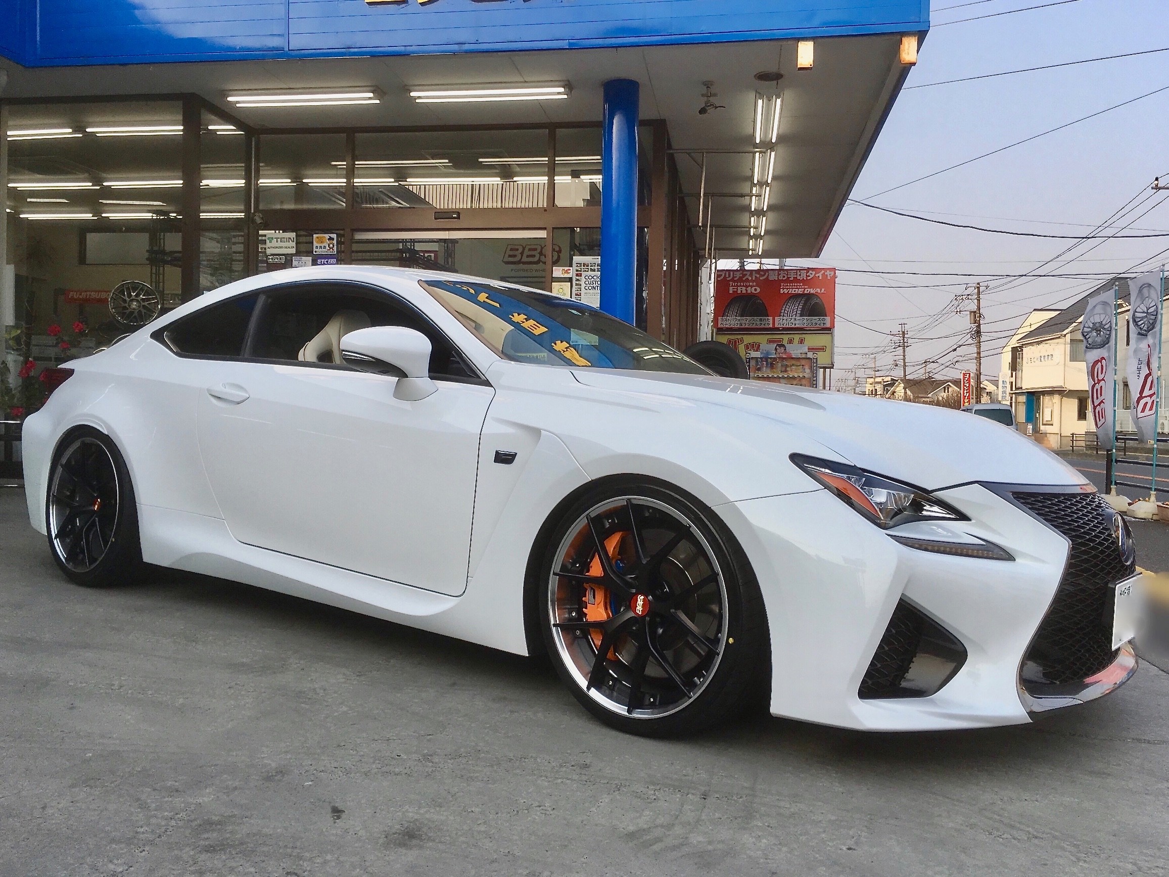 LEXUS USC10 RC-F の “一括仕上げ”作業 ／ BBS、POTENZA、CUSCO、NOVEL