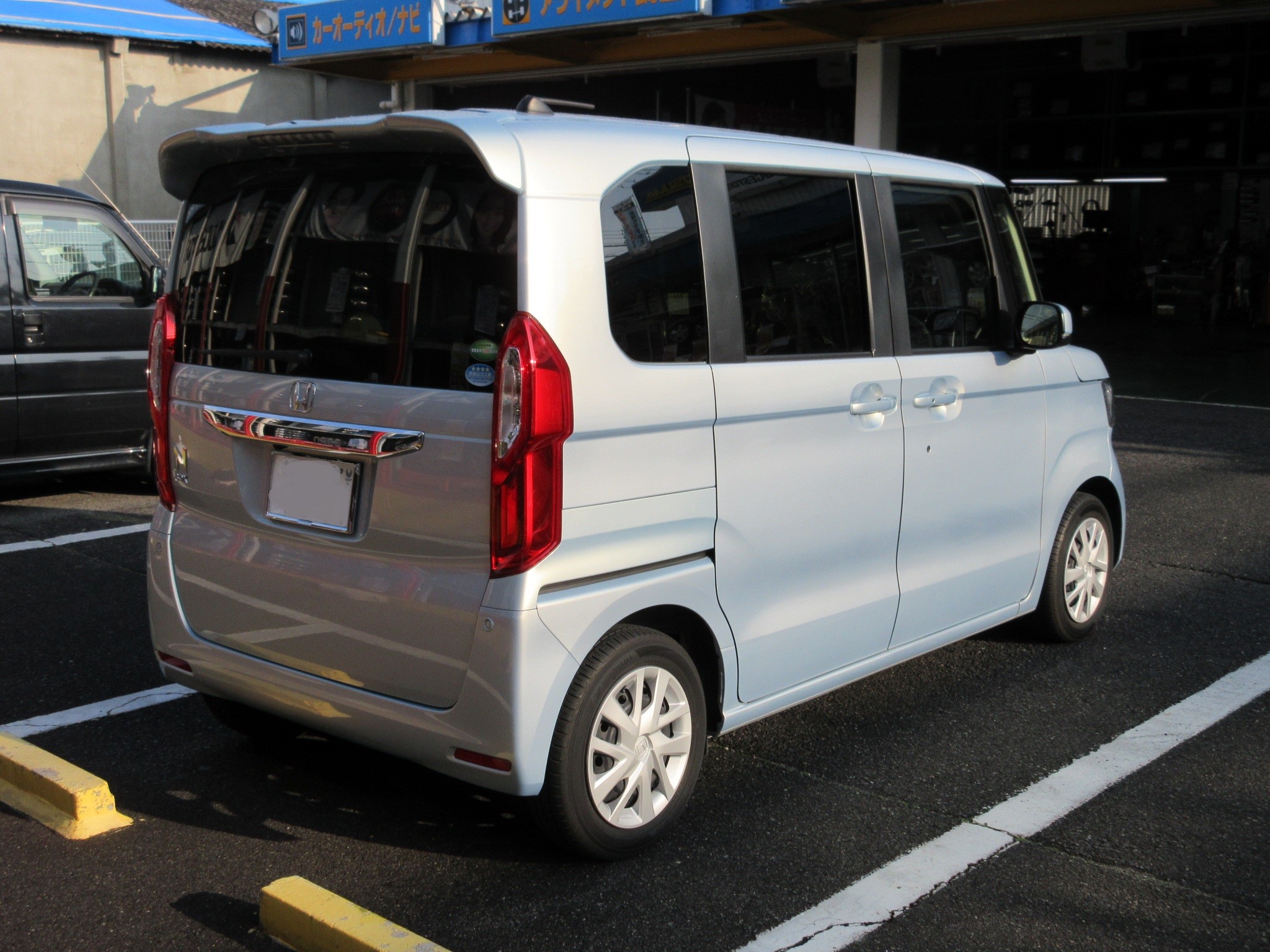 N Box ハブ周り防錆 ホイール交換 ホンダ N Box ホイール タイヤ タイヤ ホイール交換 Staff日記 コクピット さつま貝塚 車のカスタマイズにかかわるスタッフより