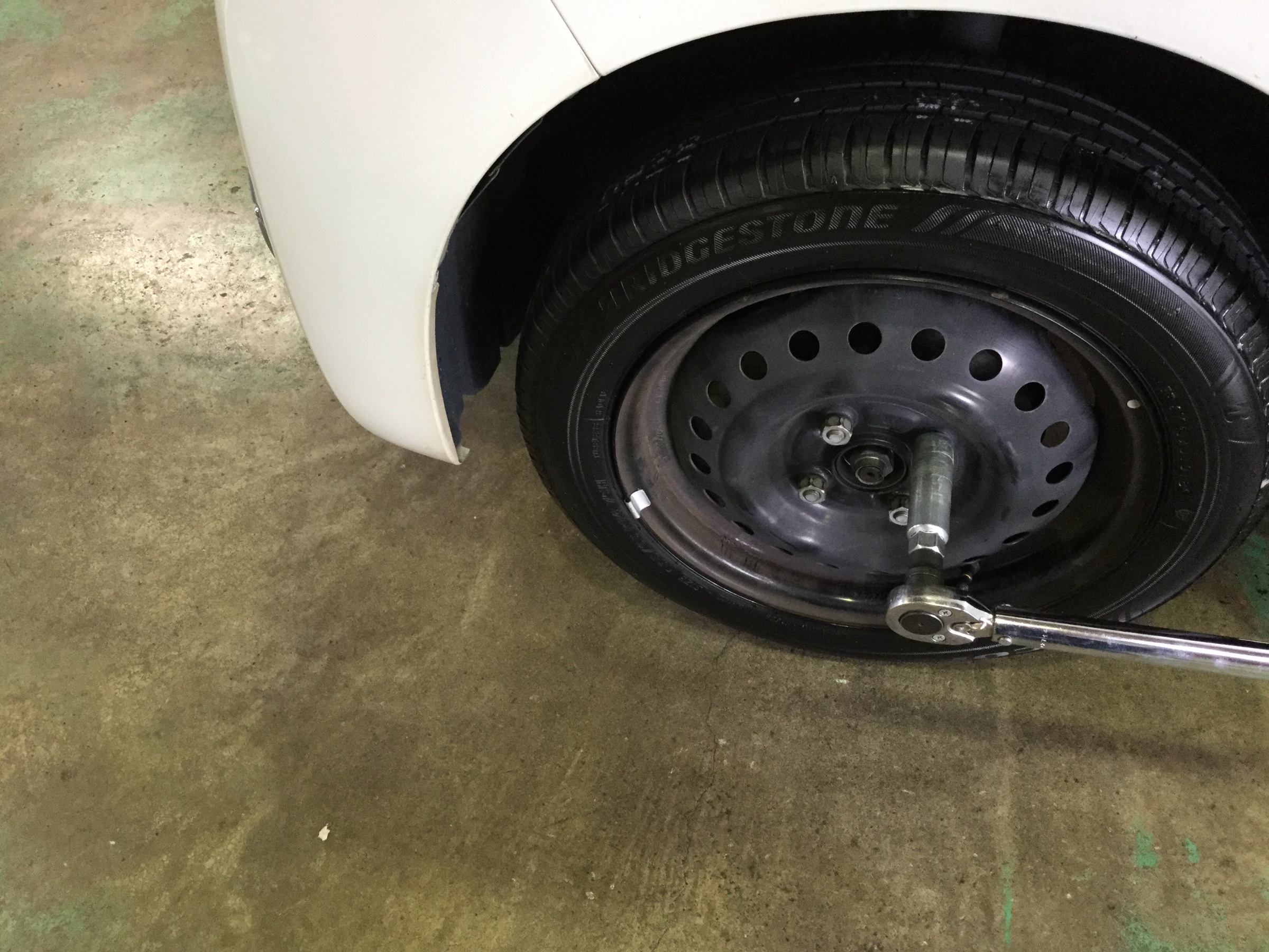 最終確認のトルクレンチ