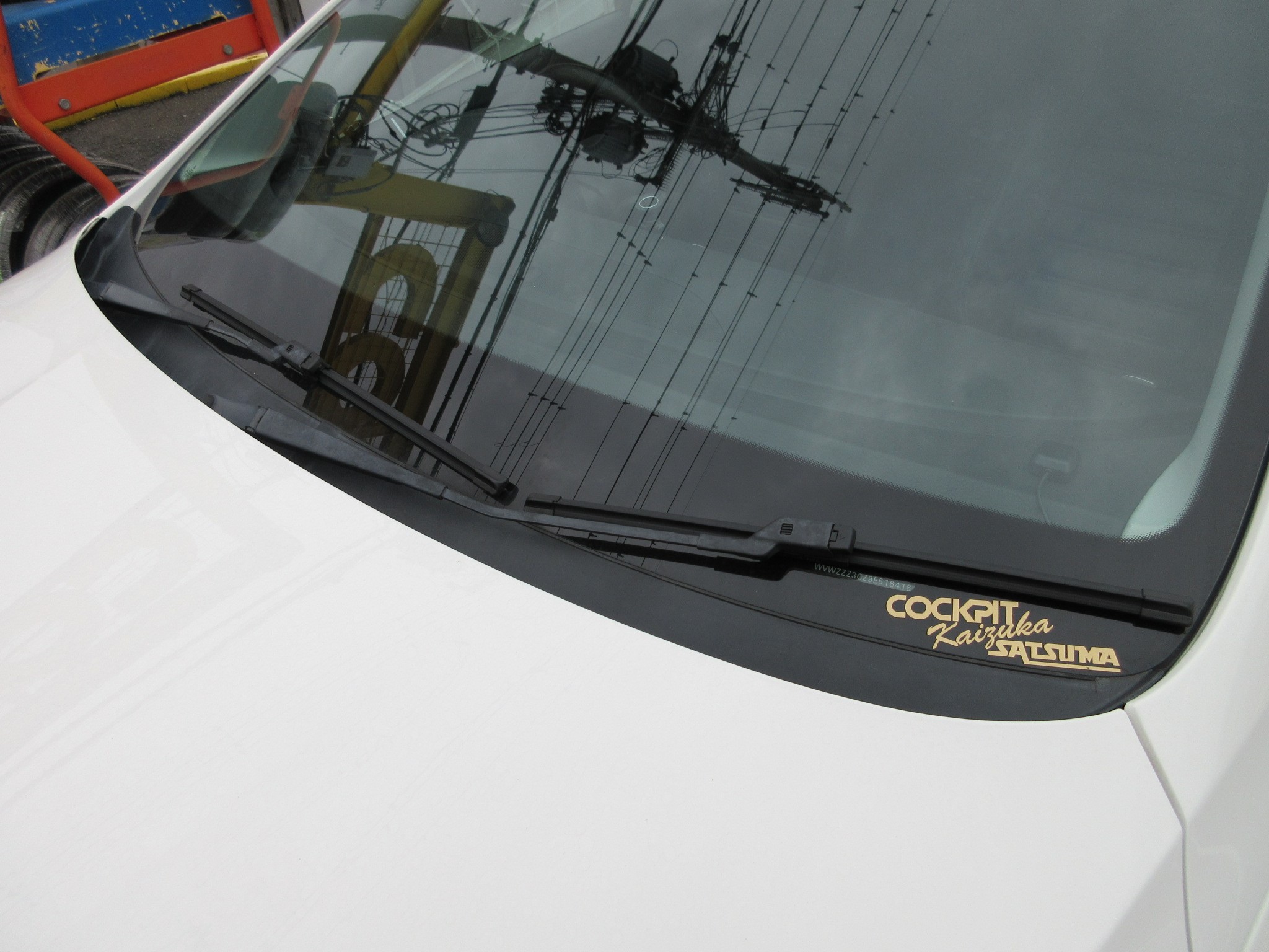 BOSCH エアロツイン 輸入車用フラットワイパー | フォルクスワーゲン