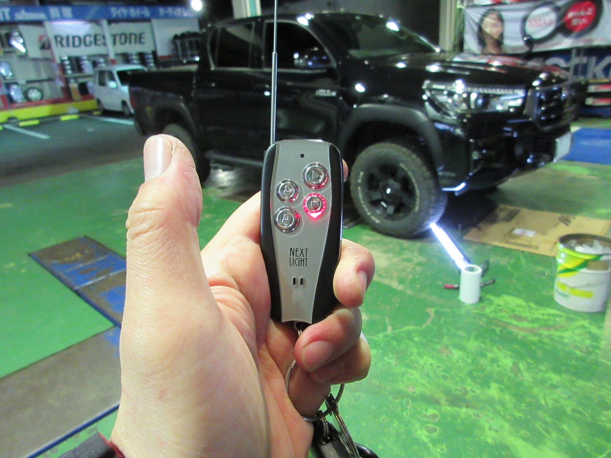 GUN125 ハイラックスにエンジンスターター取付 | トヨタ ハイラックス